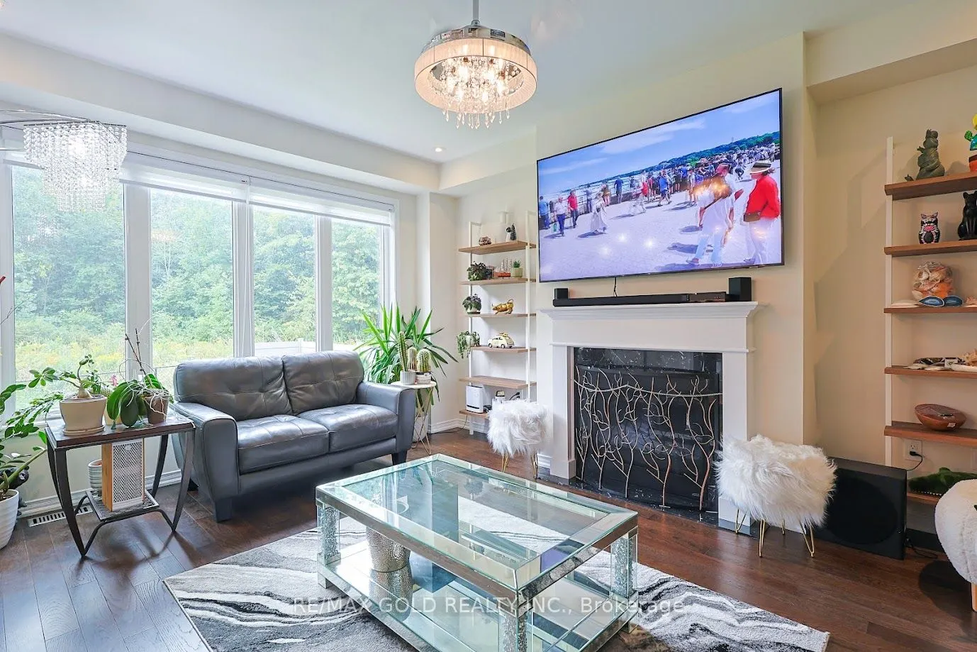 7892 Odell Crescent