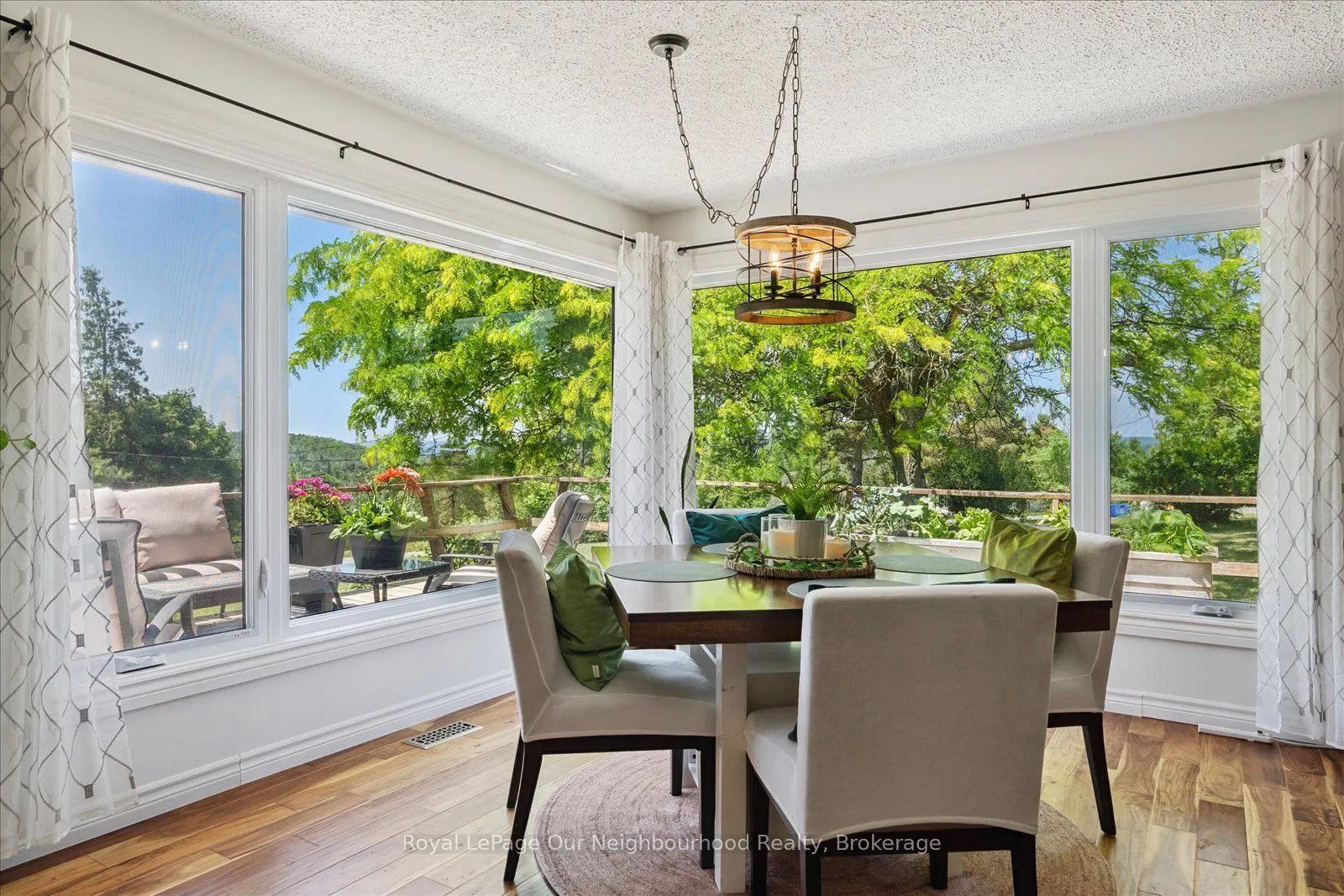 309 Indian Trail