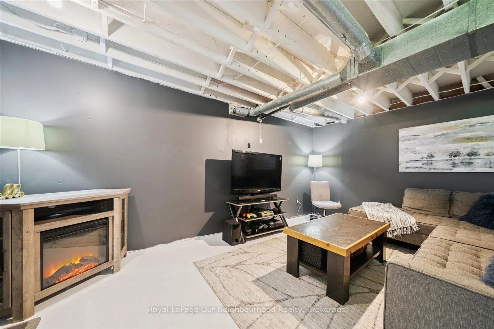 309 Indian Trail