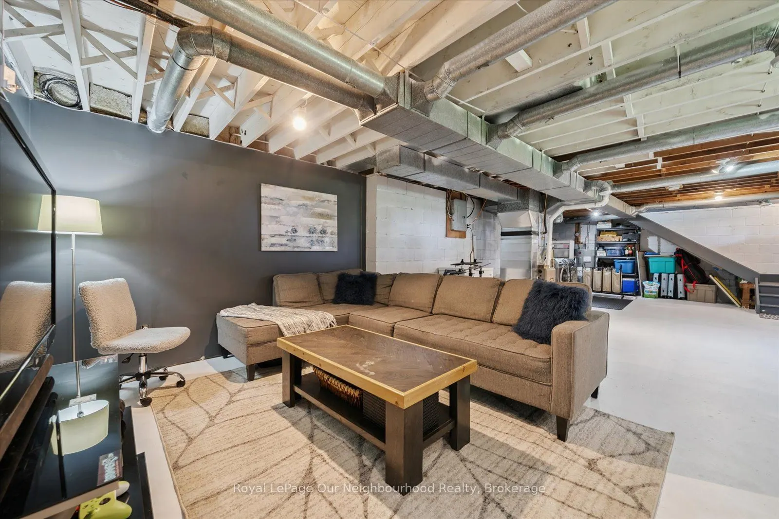 309 Indian Trail