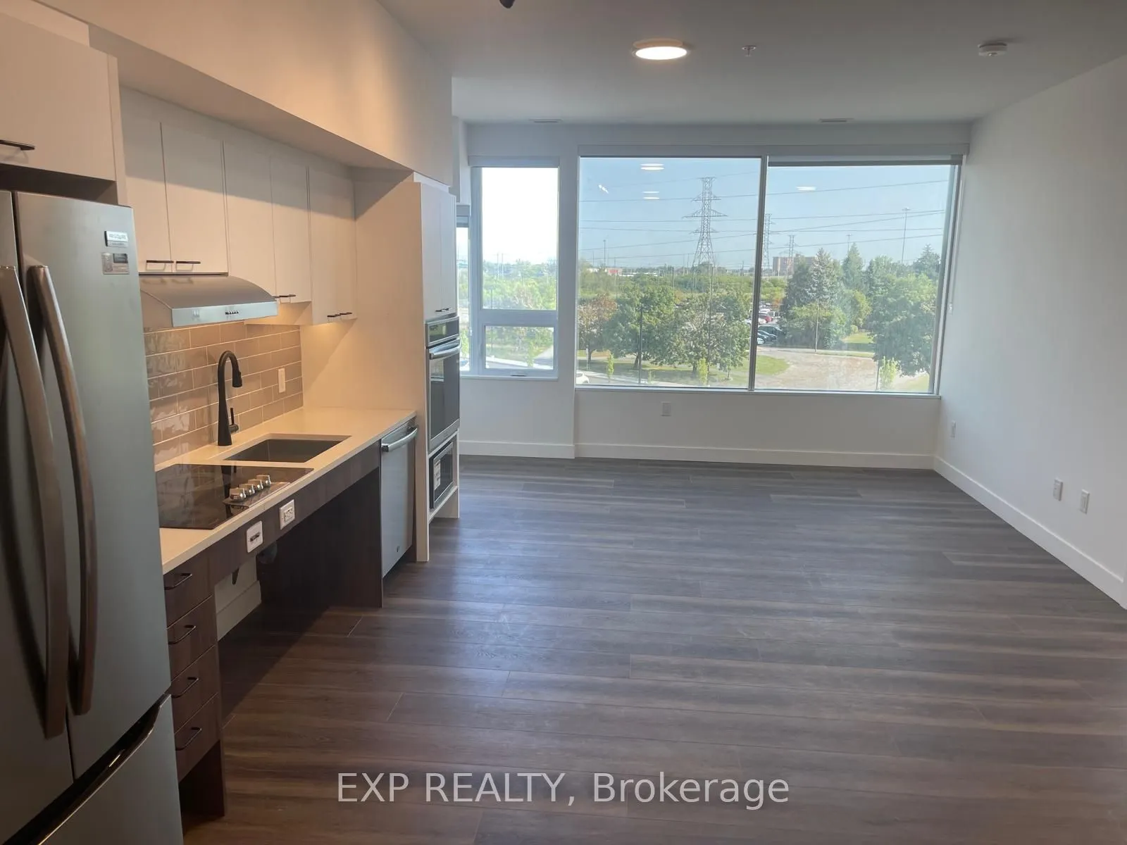 1600 James Naismith Drive, #303