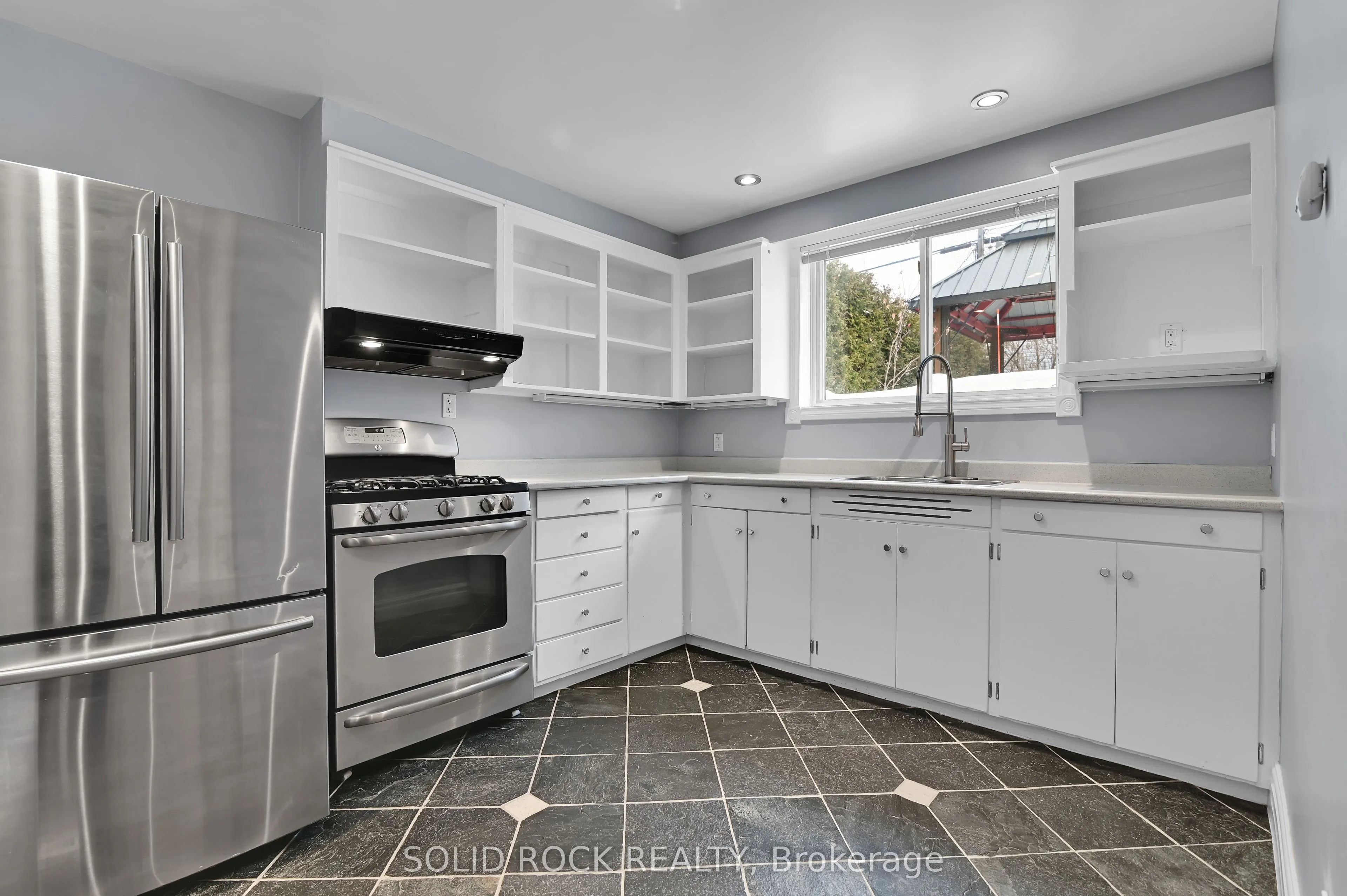 193 GLYNN Avenue, #B
