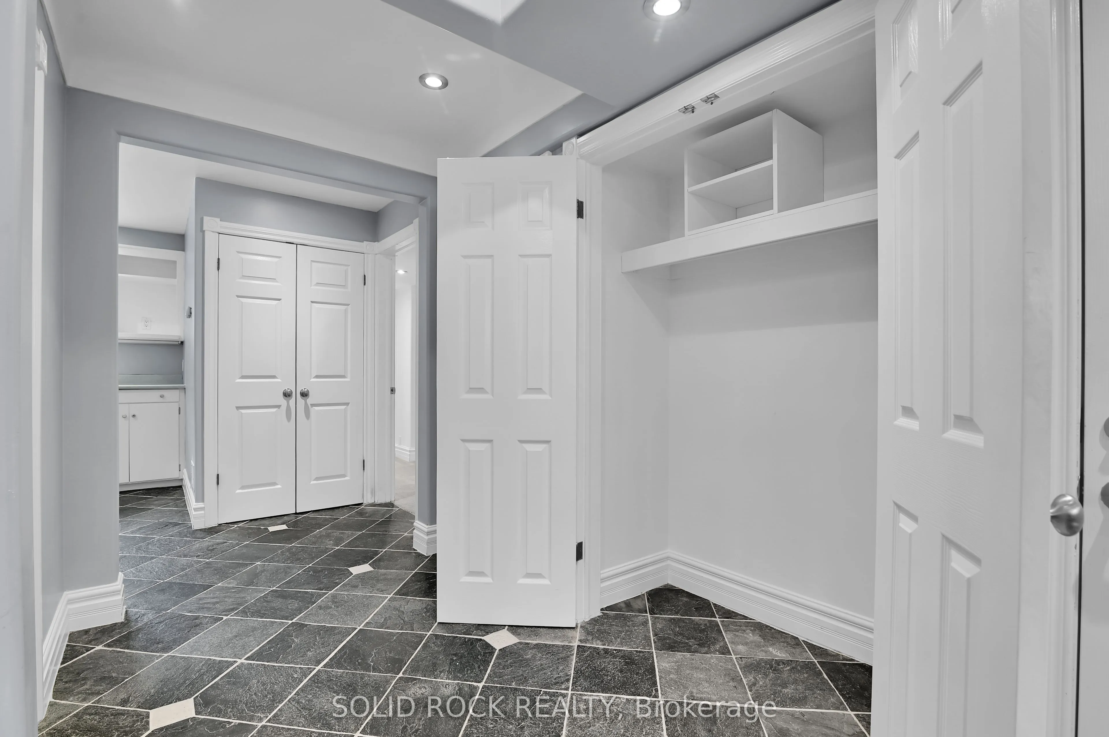 193 GLYNN Avenue, #B