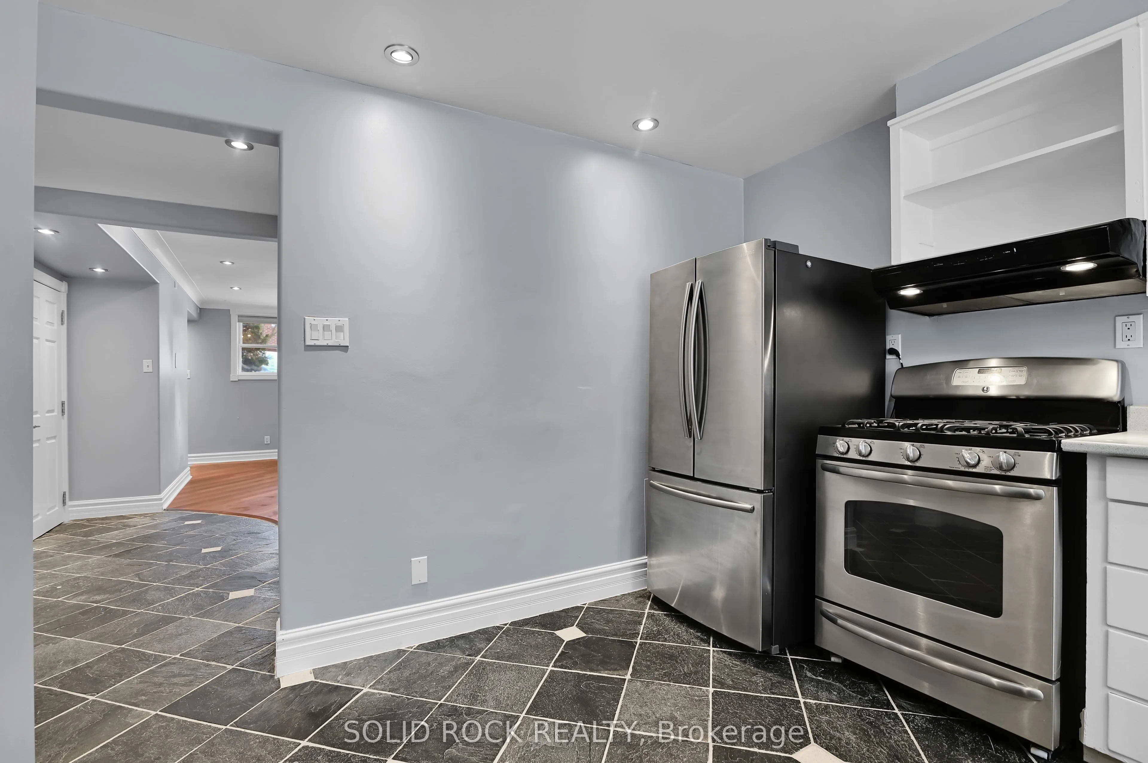 193 GLYNN Avenue, #B