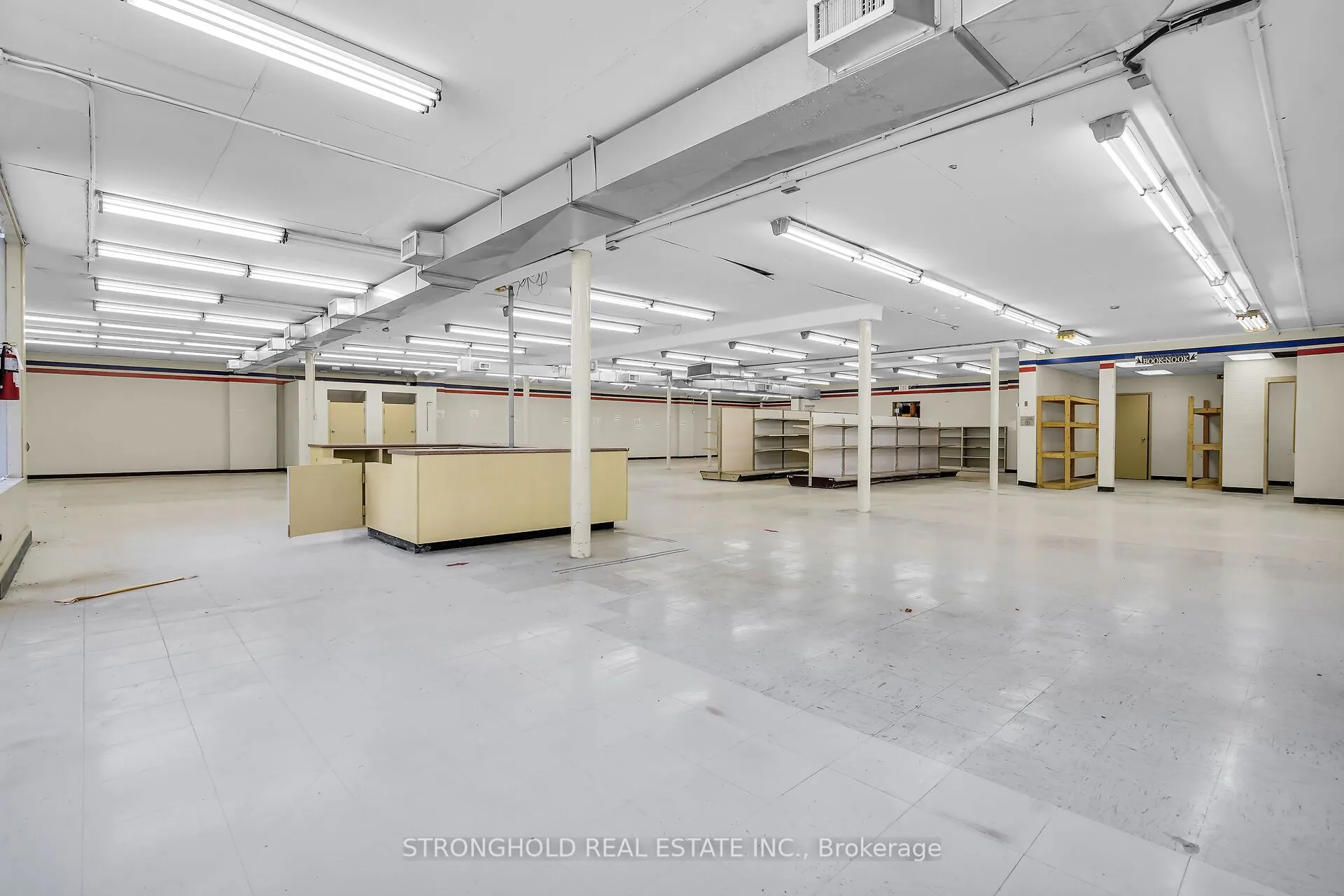 190 Huron Street, #2