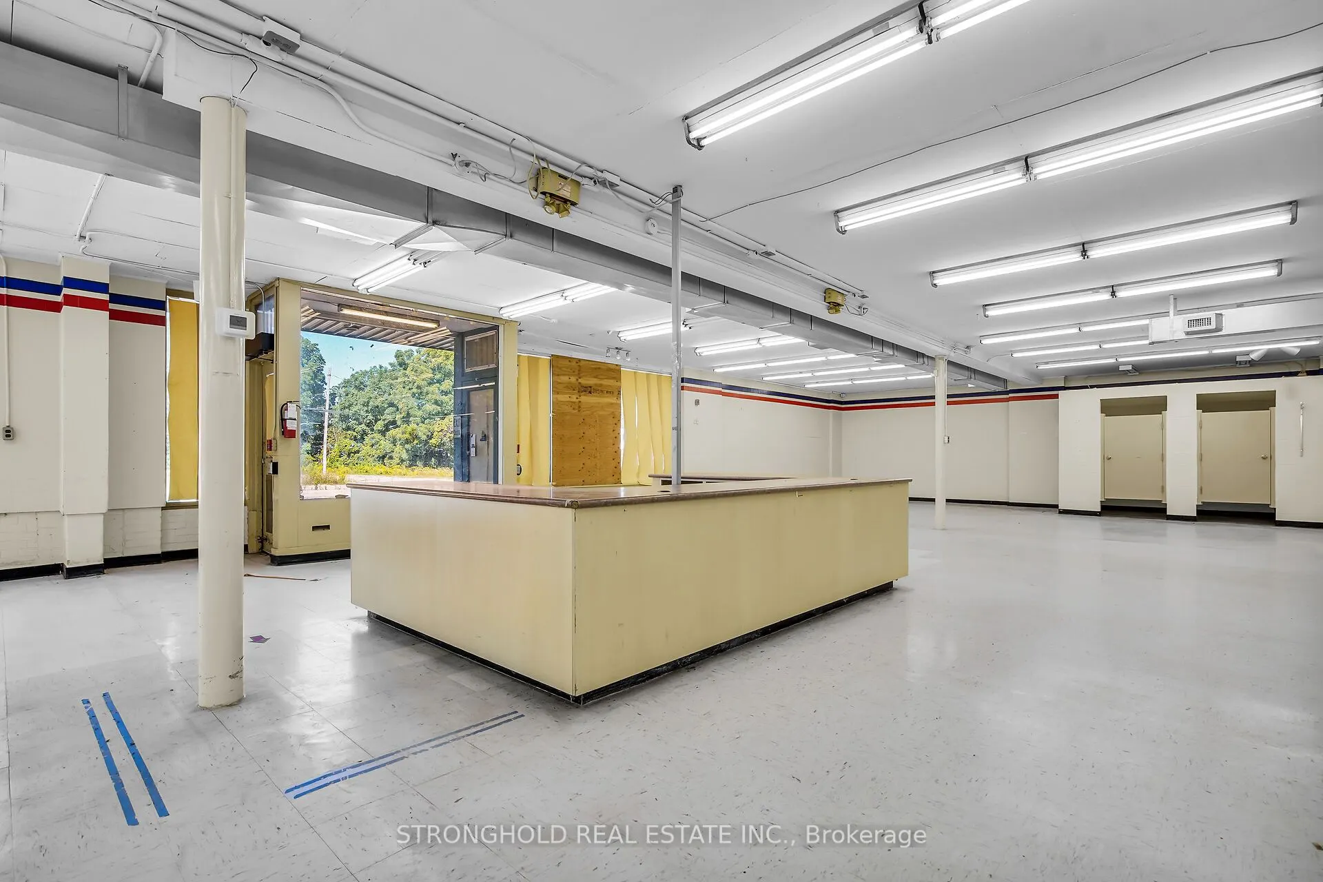190 Huron Street, #2