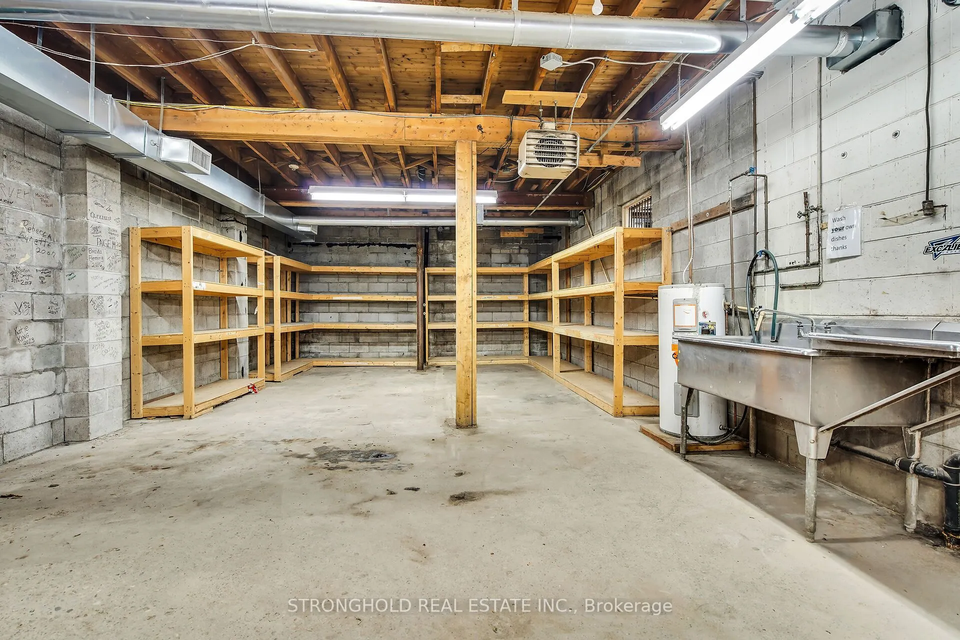 190 Huron Street, #2