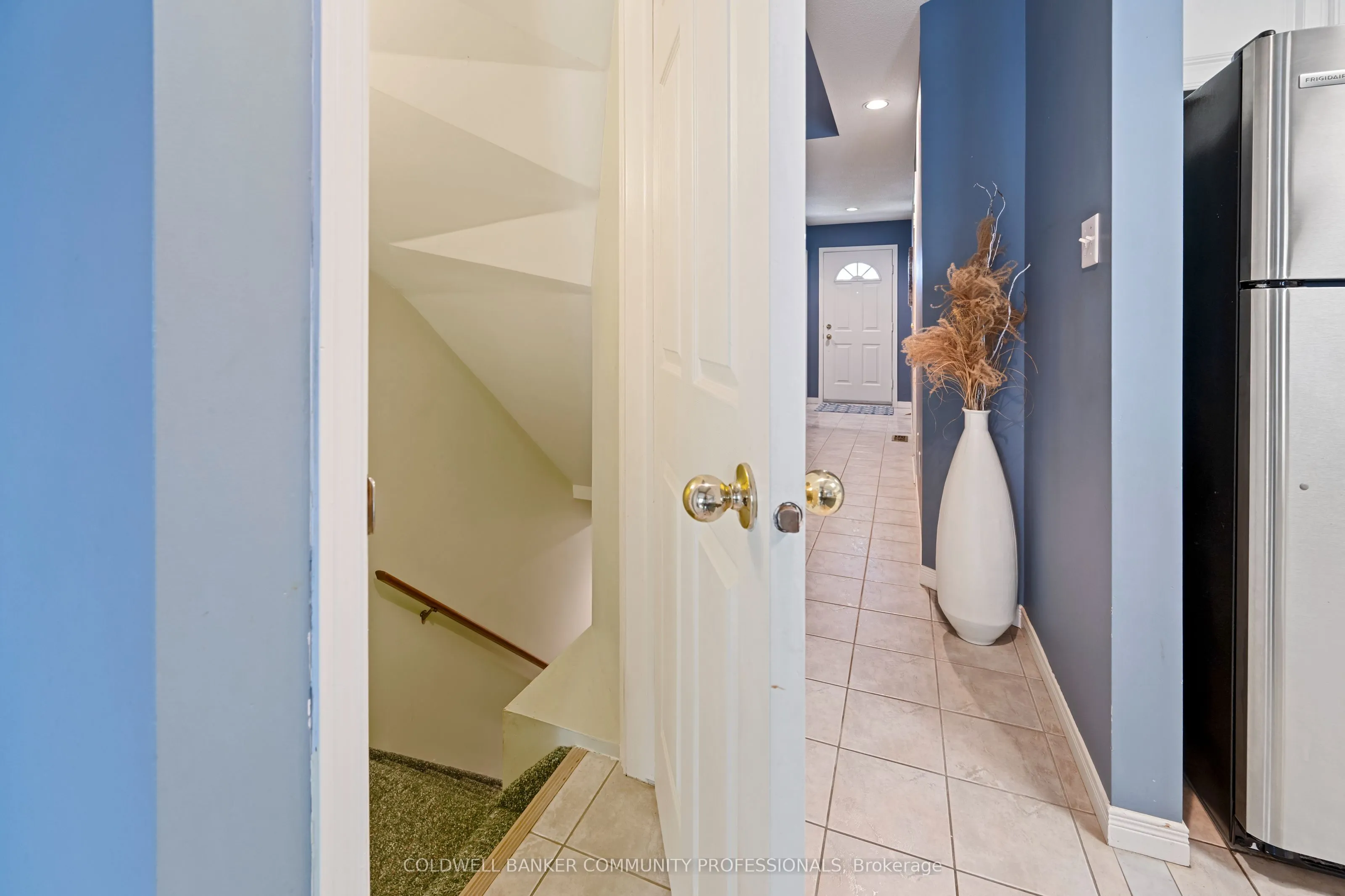 1809 Upper Wentworth Street, #14