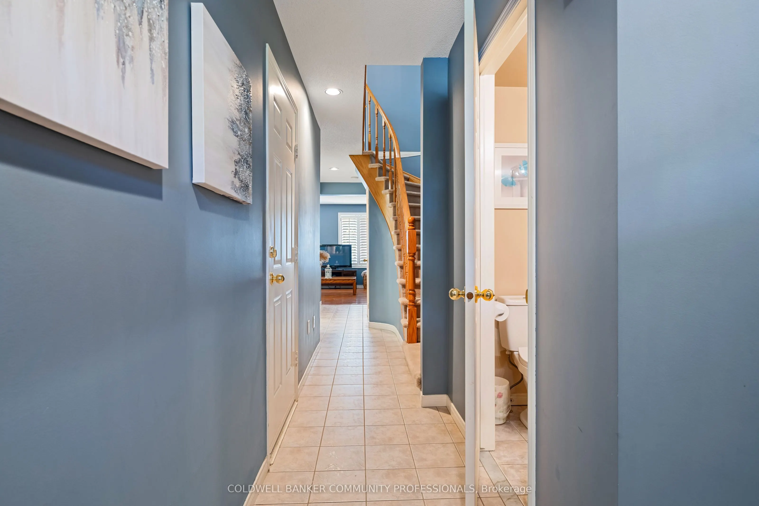 1809 Upper Wentworth Street, #14