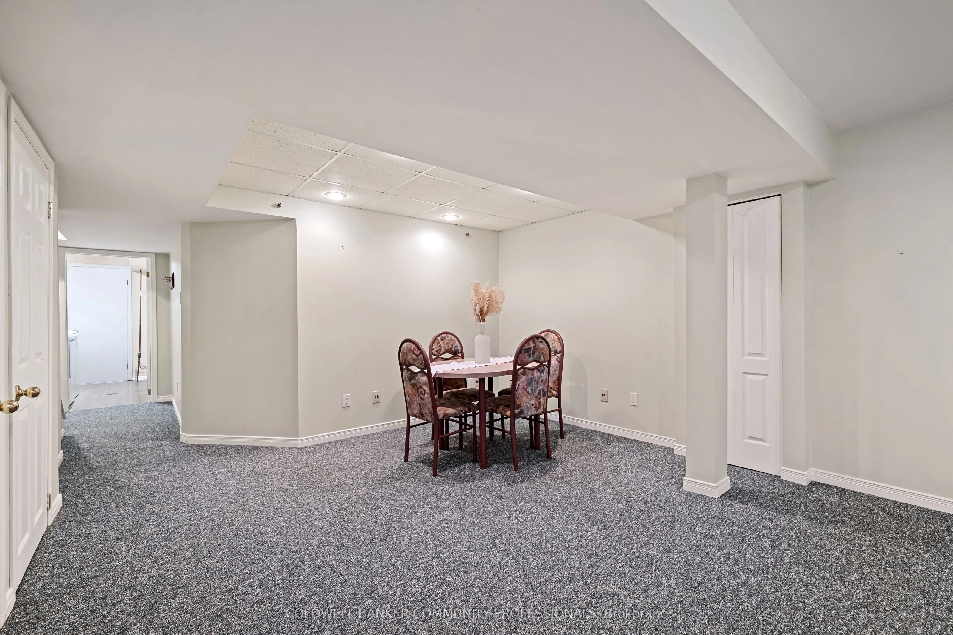 1809 Upper Wentworth Street, #14
