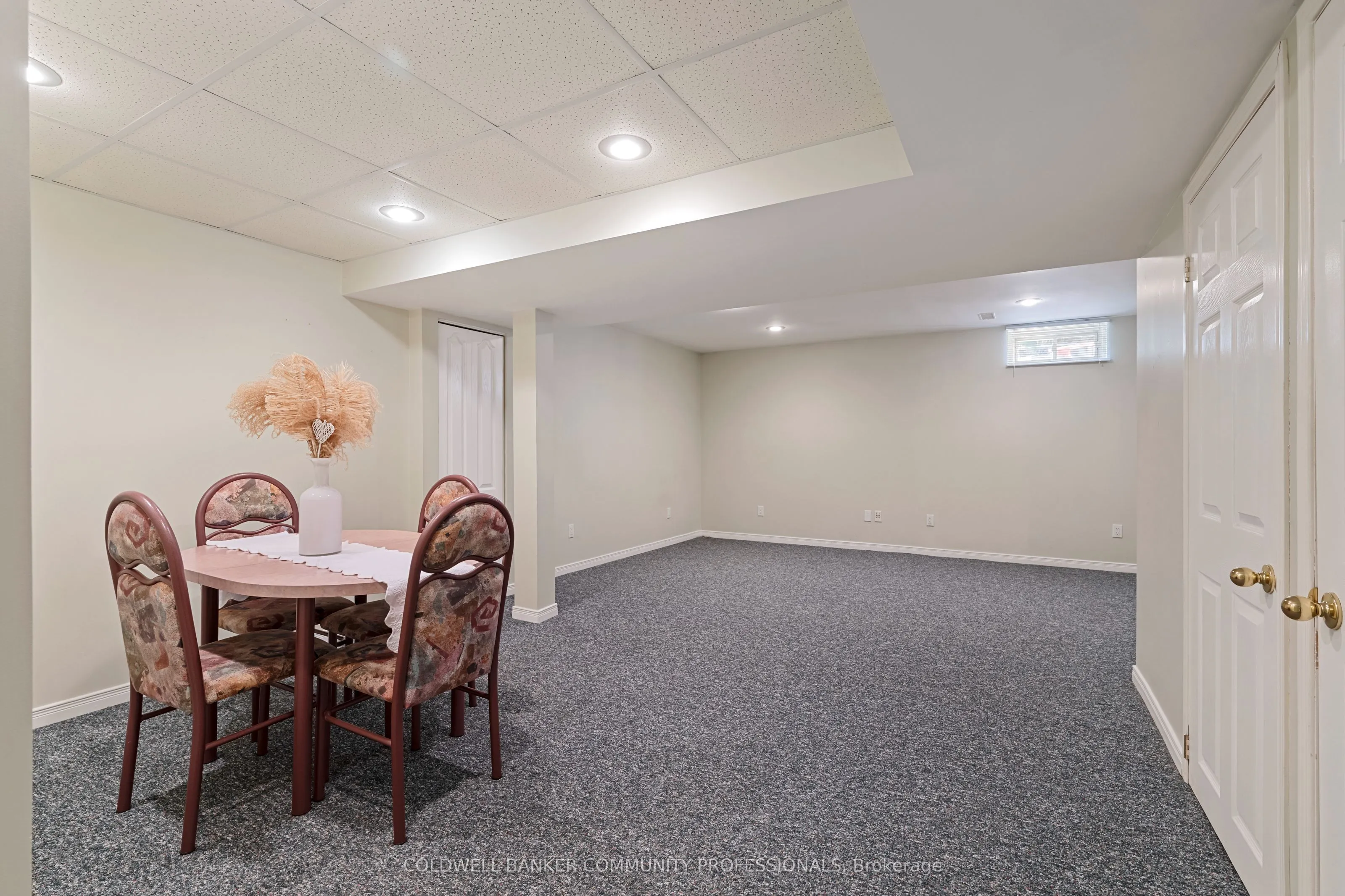 1809 Upper Wentworth Street, #14