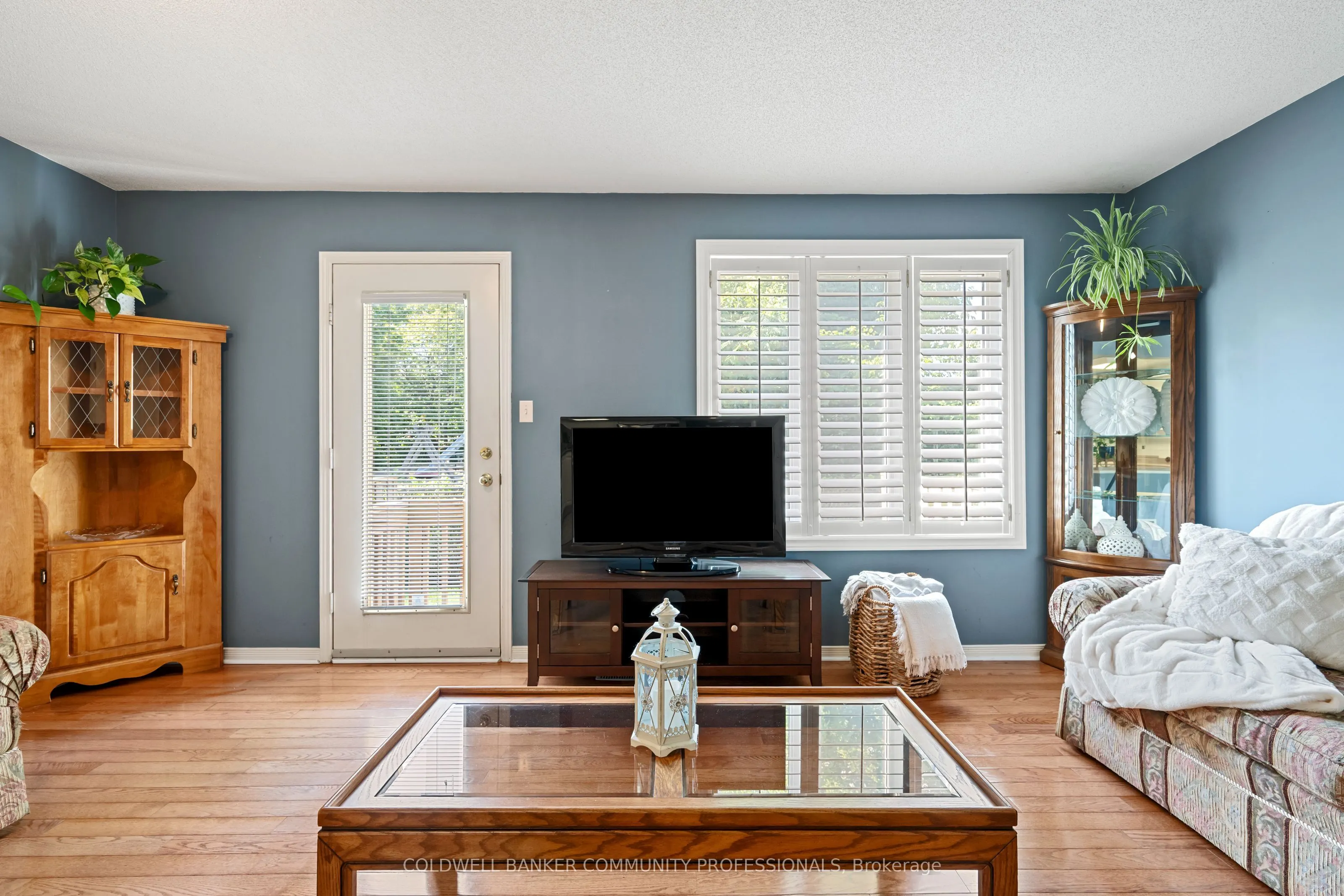 1809 Upper Wentworth Street, #14