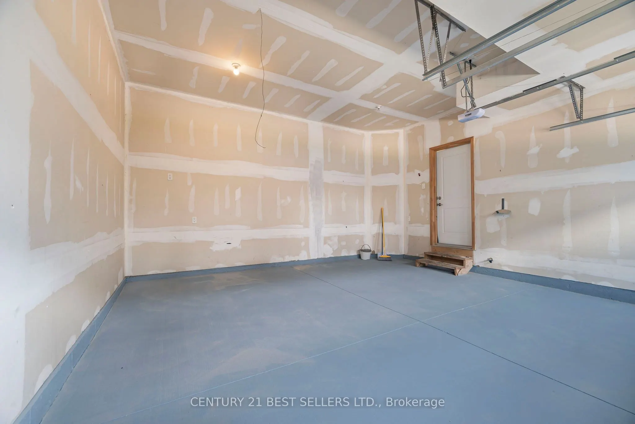 2619 Sheffield Boulevard, #33