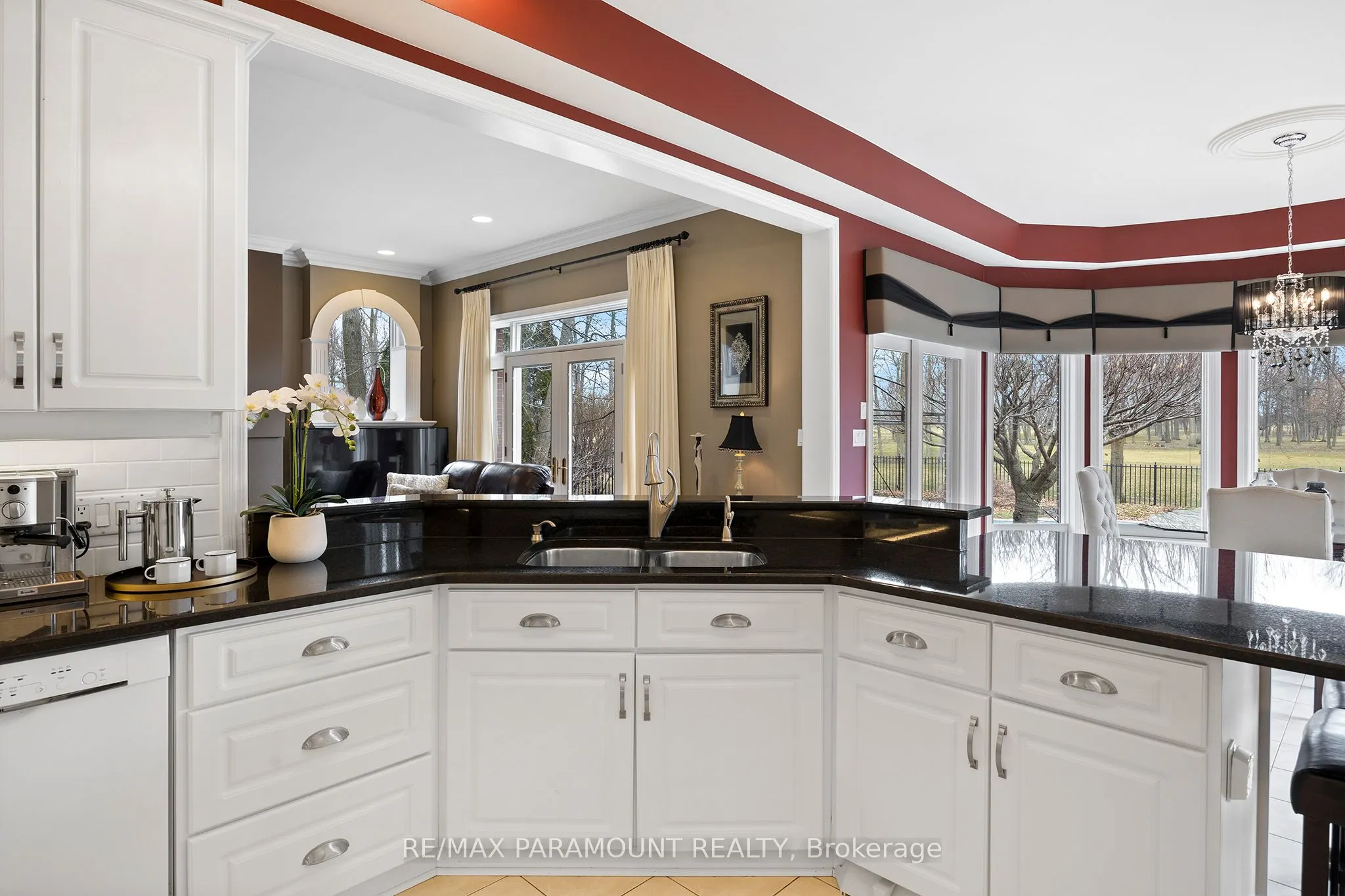141 Clubview Drive