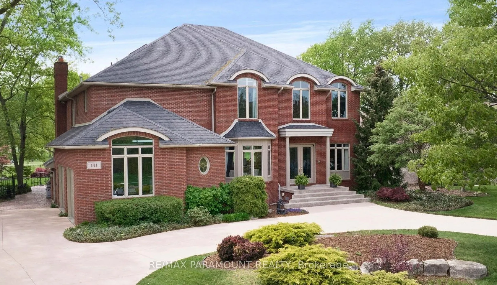 141 Clubview Drive
