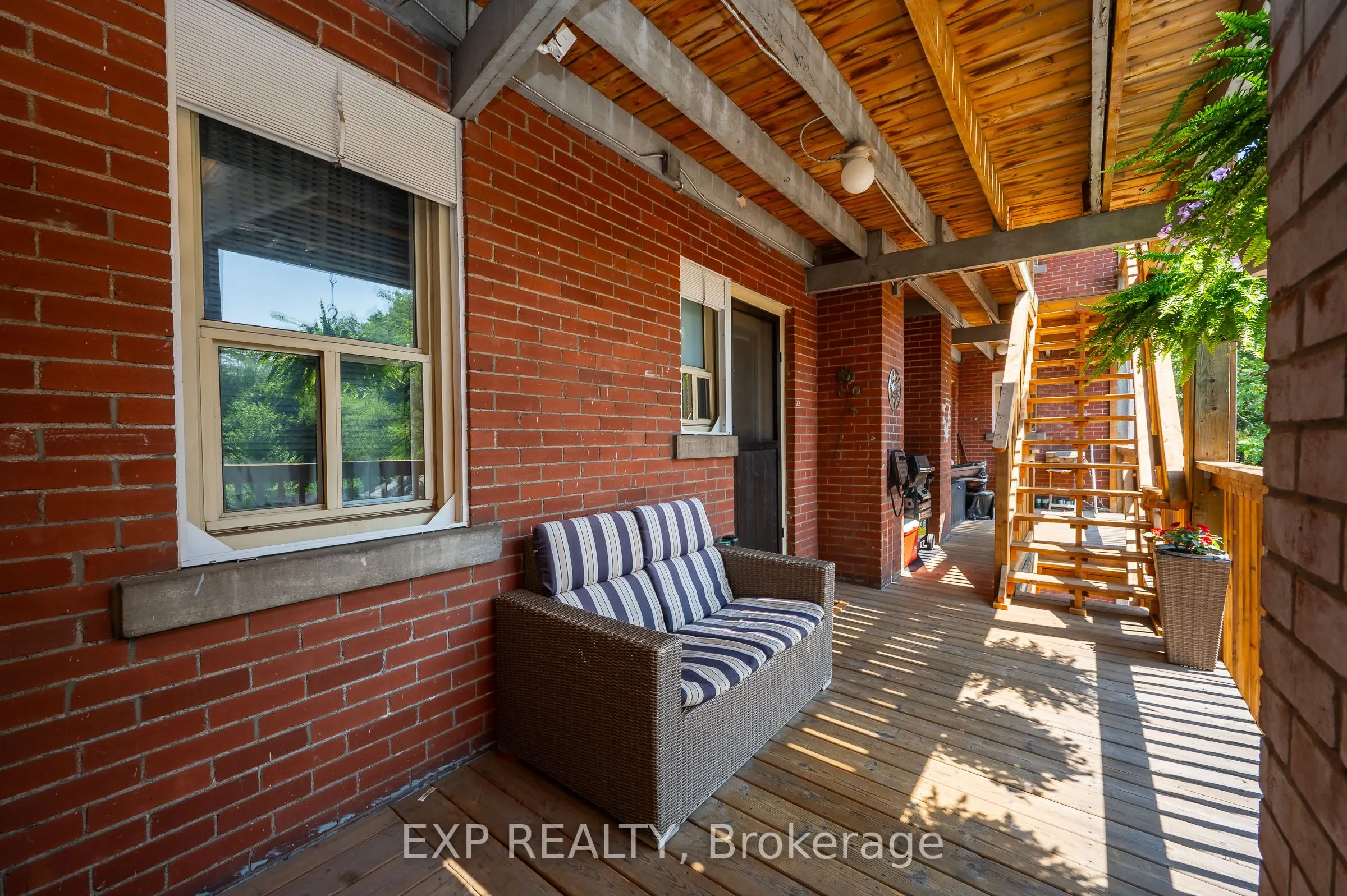 6 Vineland Avenue, #22