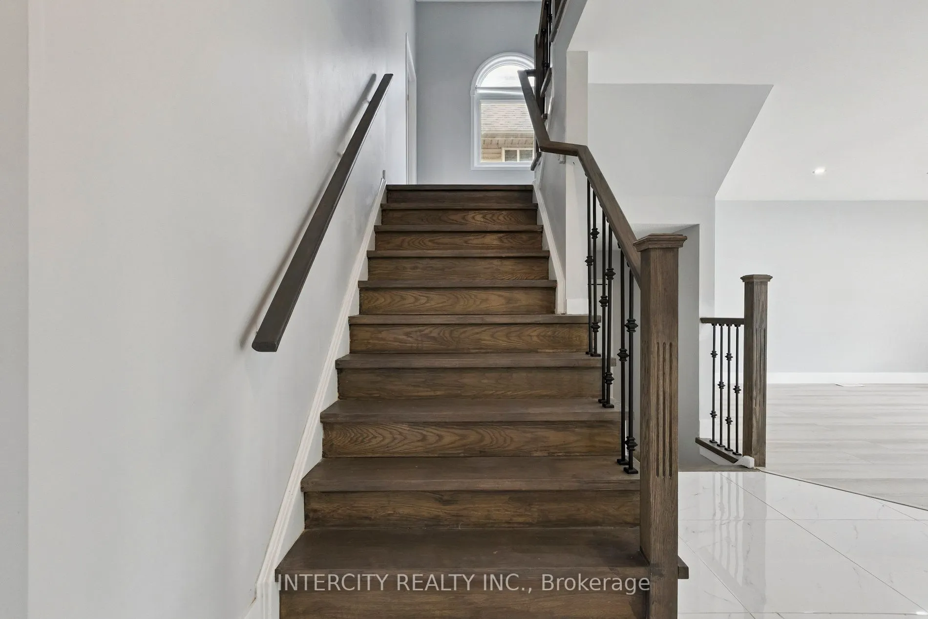 28 Vivian Baulk Street