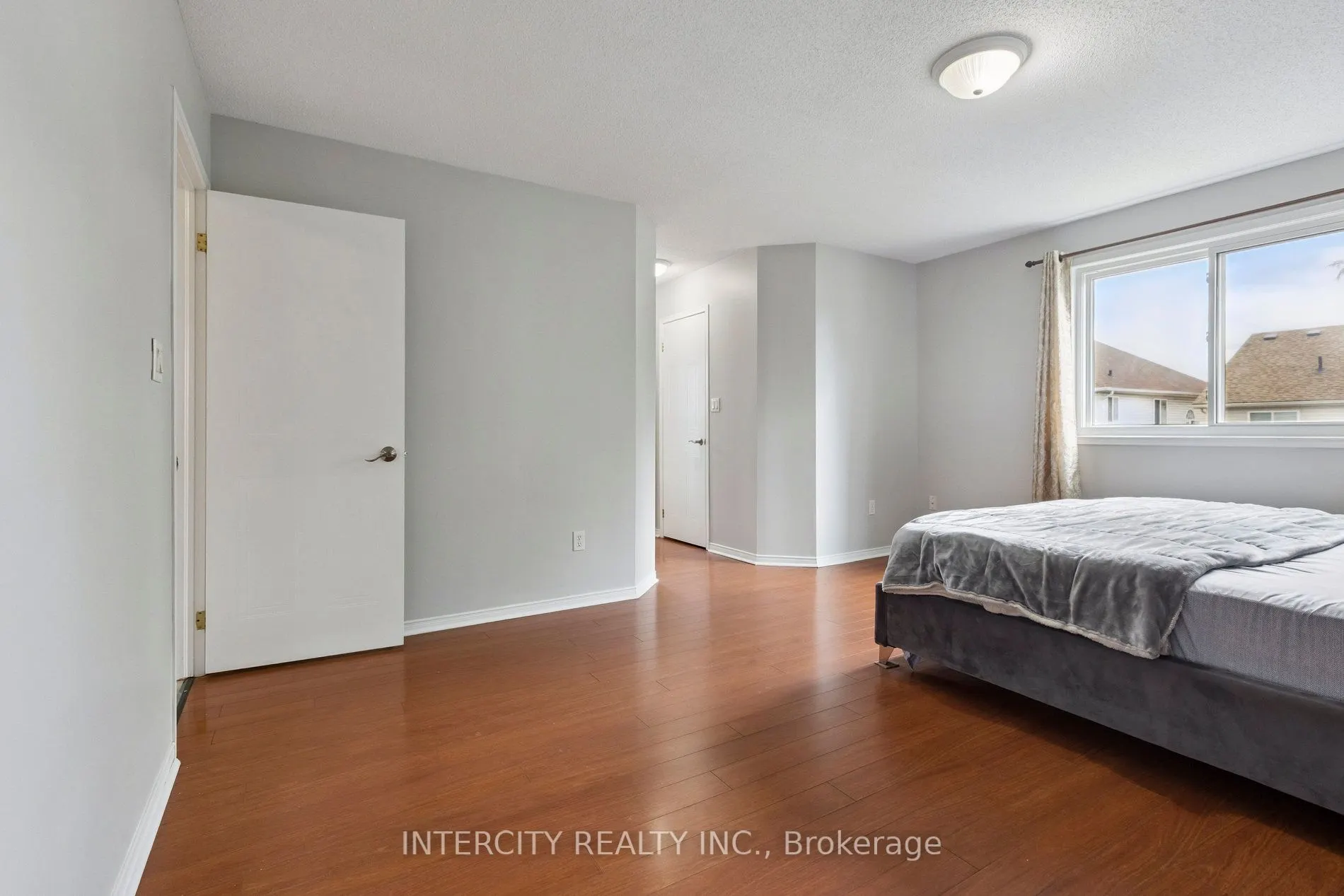 28 Vivian Baulk Street