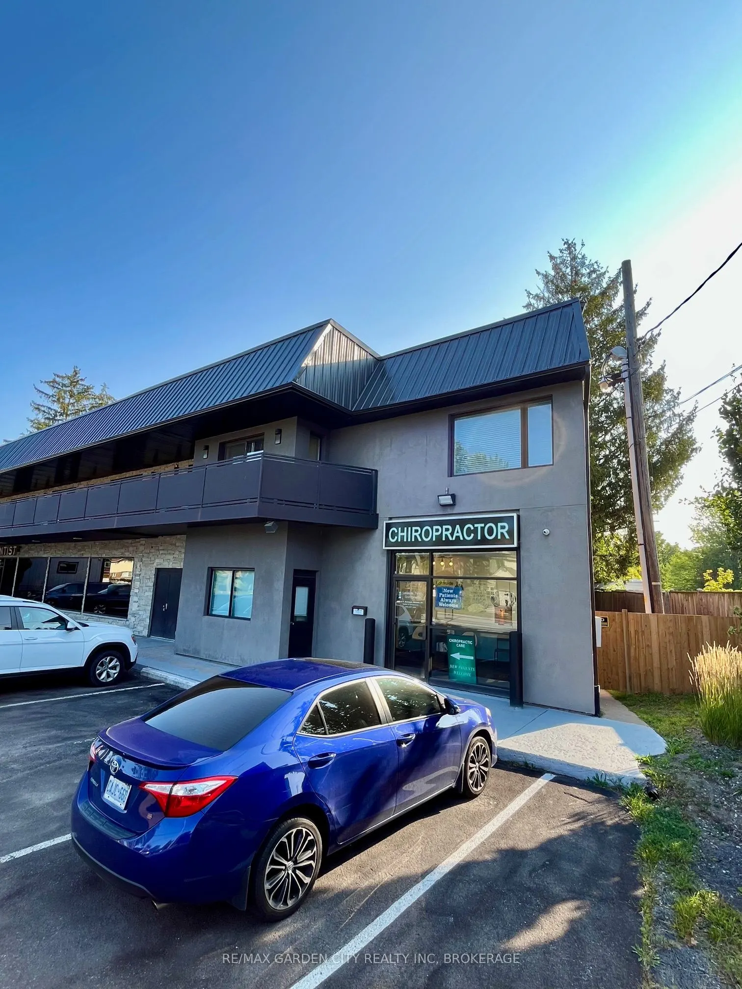 290 Vine Street