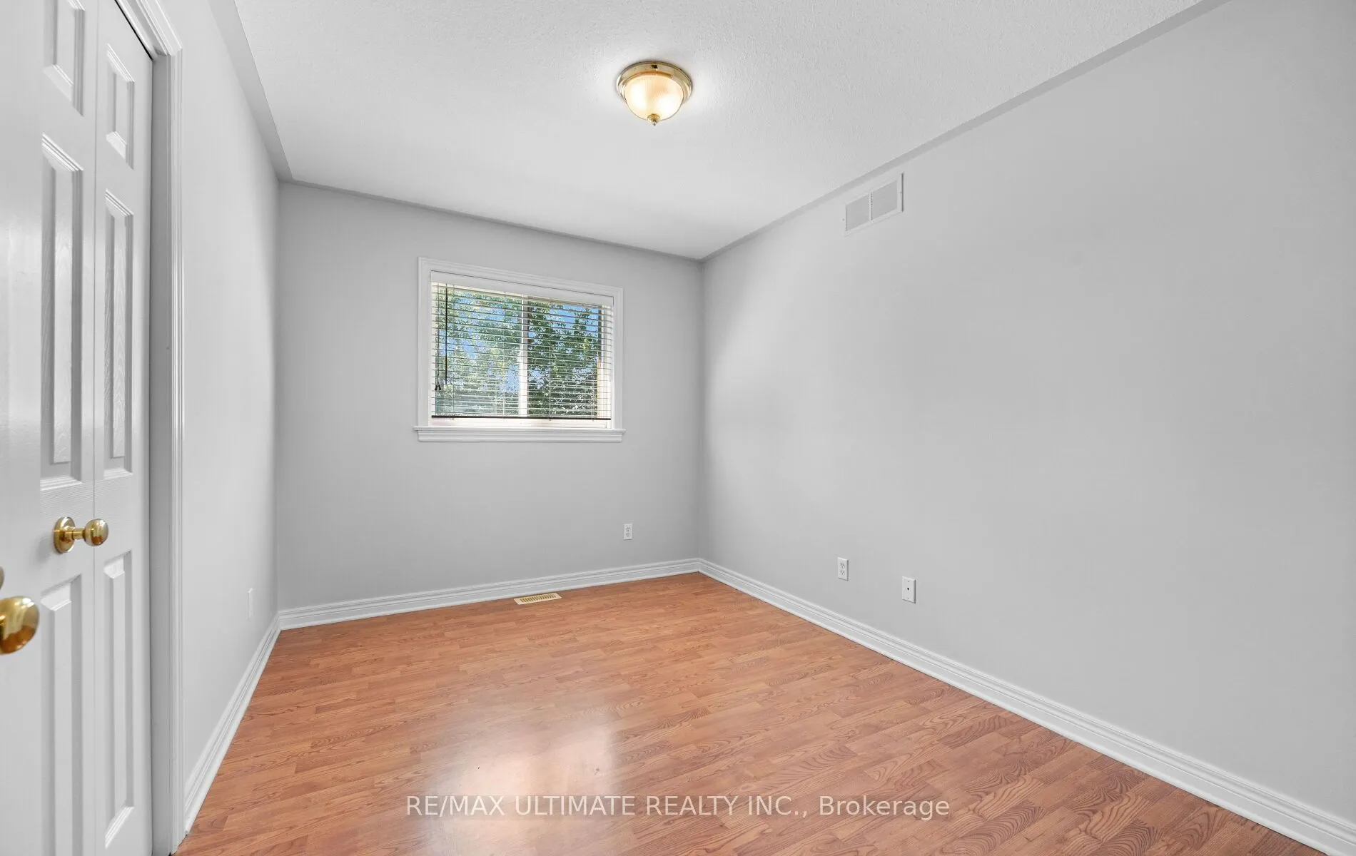 893 CANADA Drive