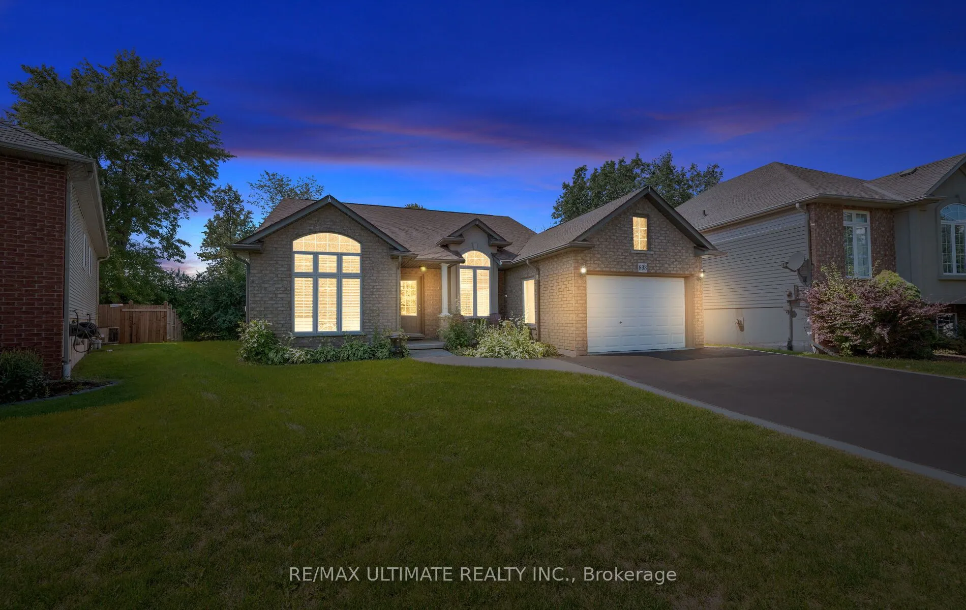 893 CANADA Drive
