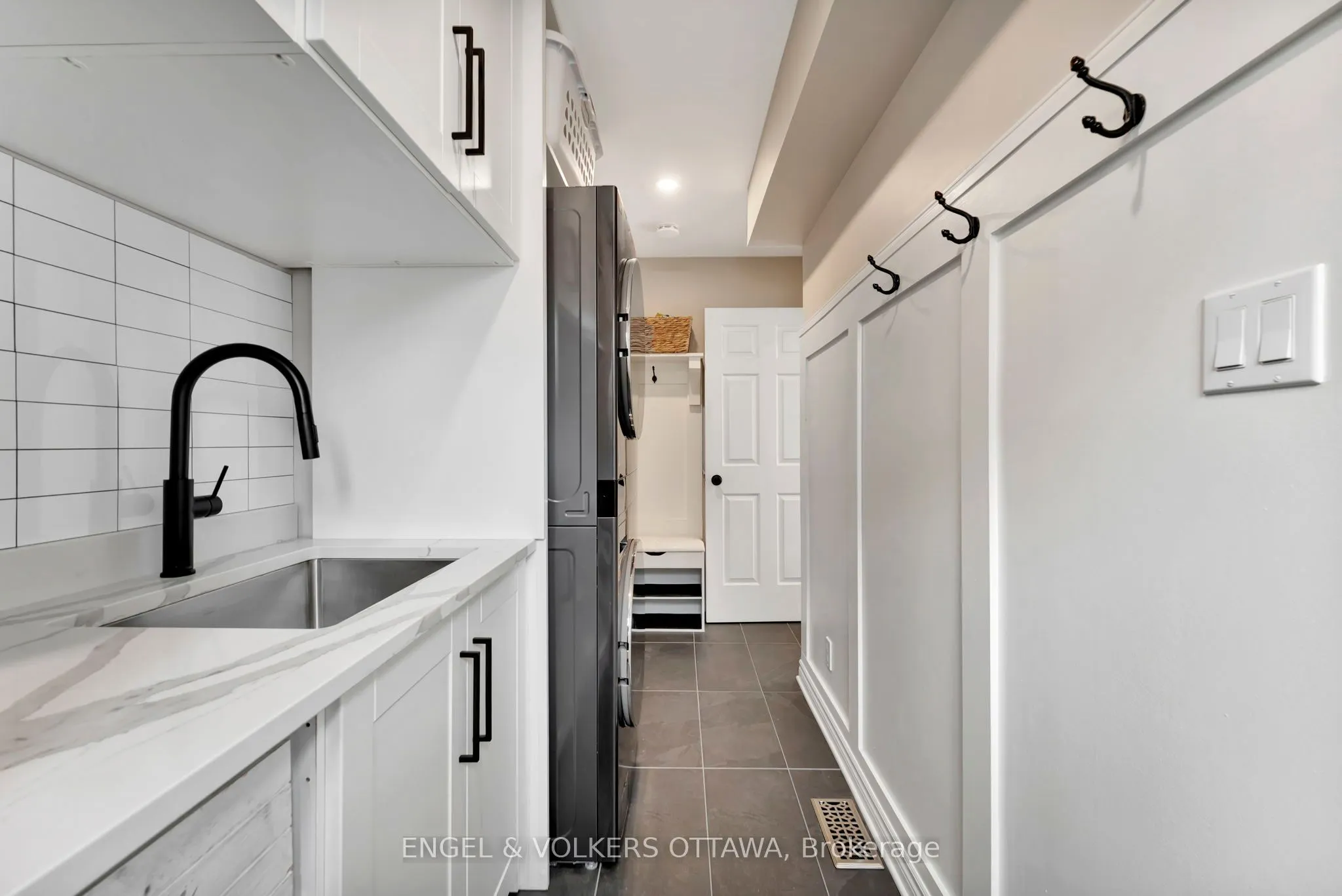 14 Belton Avenue