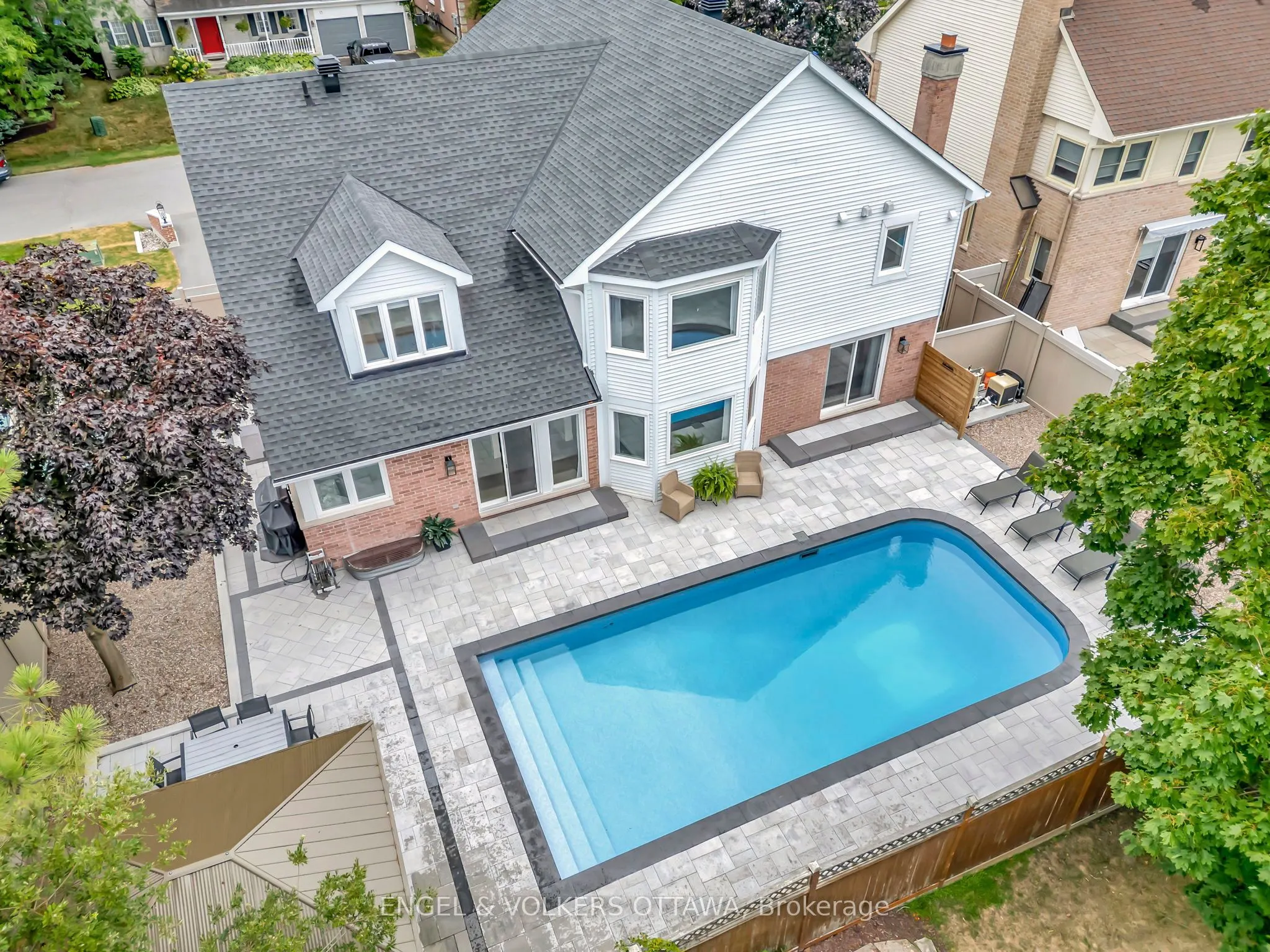 14 Belton Avenue
