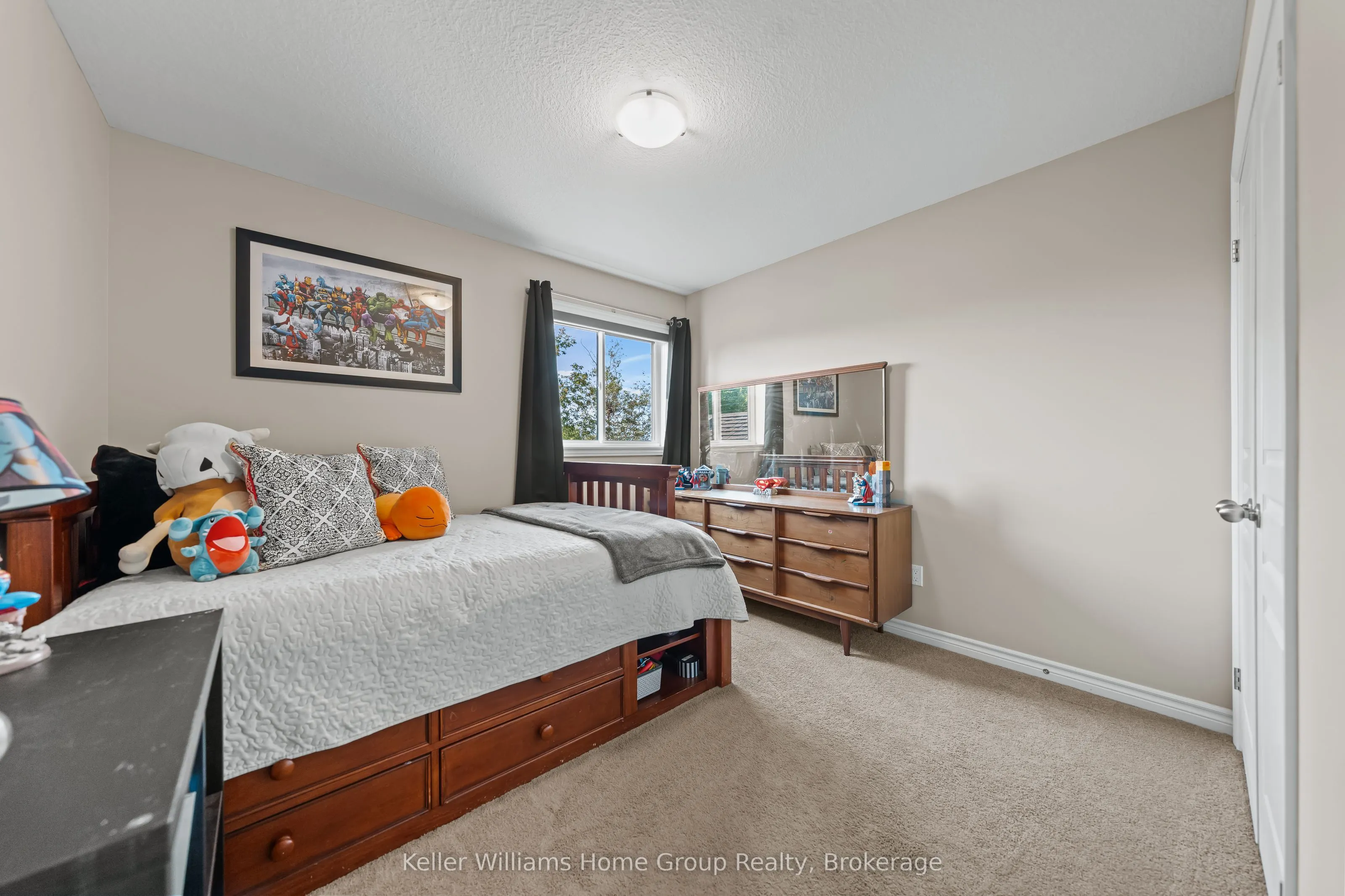 213 Couling Crescent