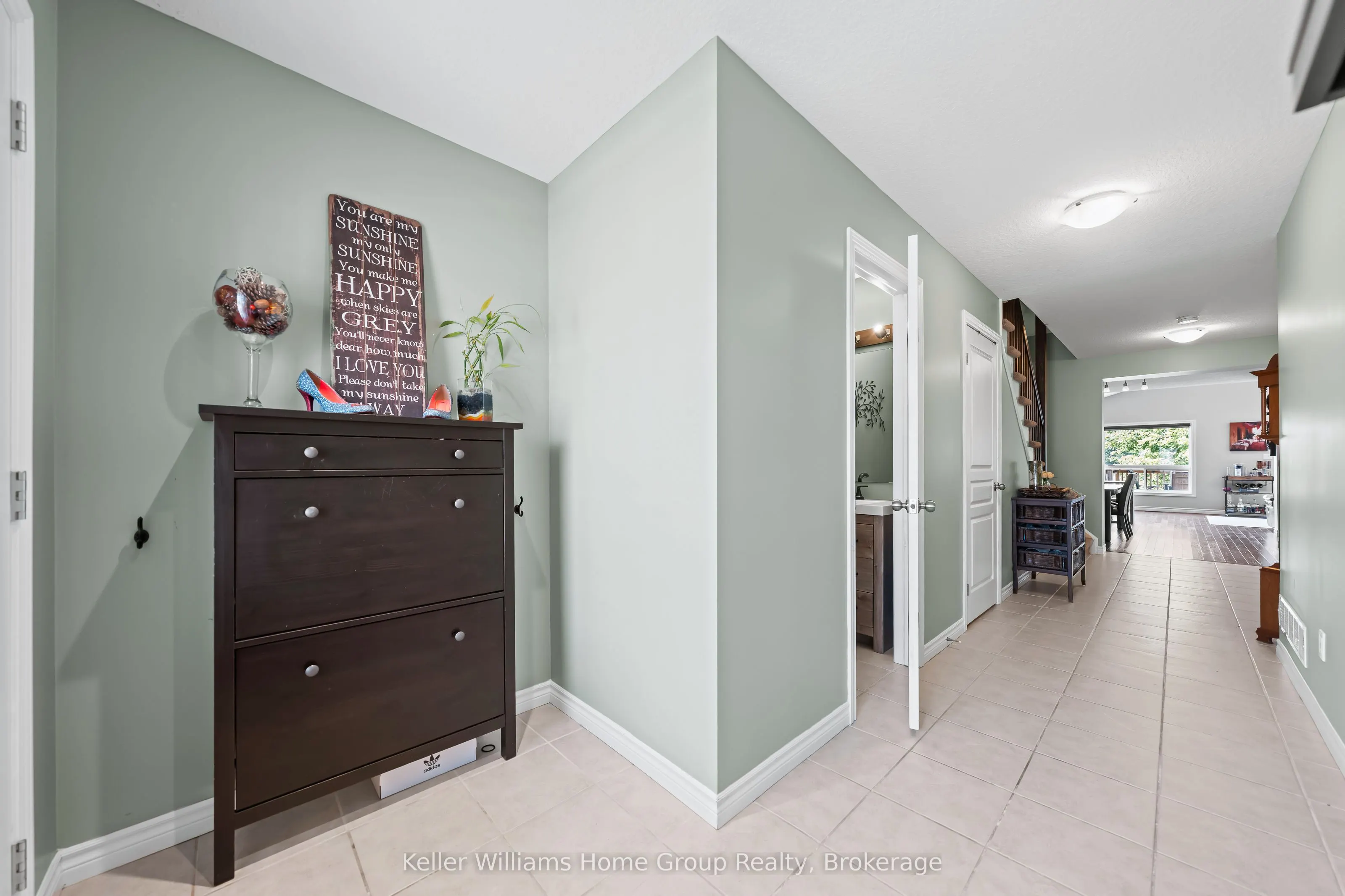 213 Couling Crescent