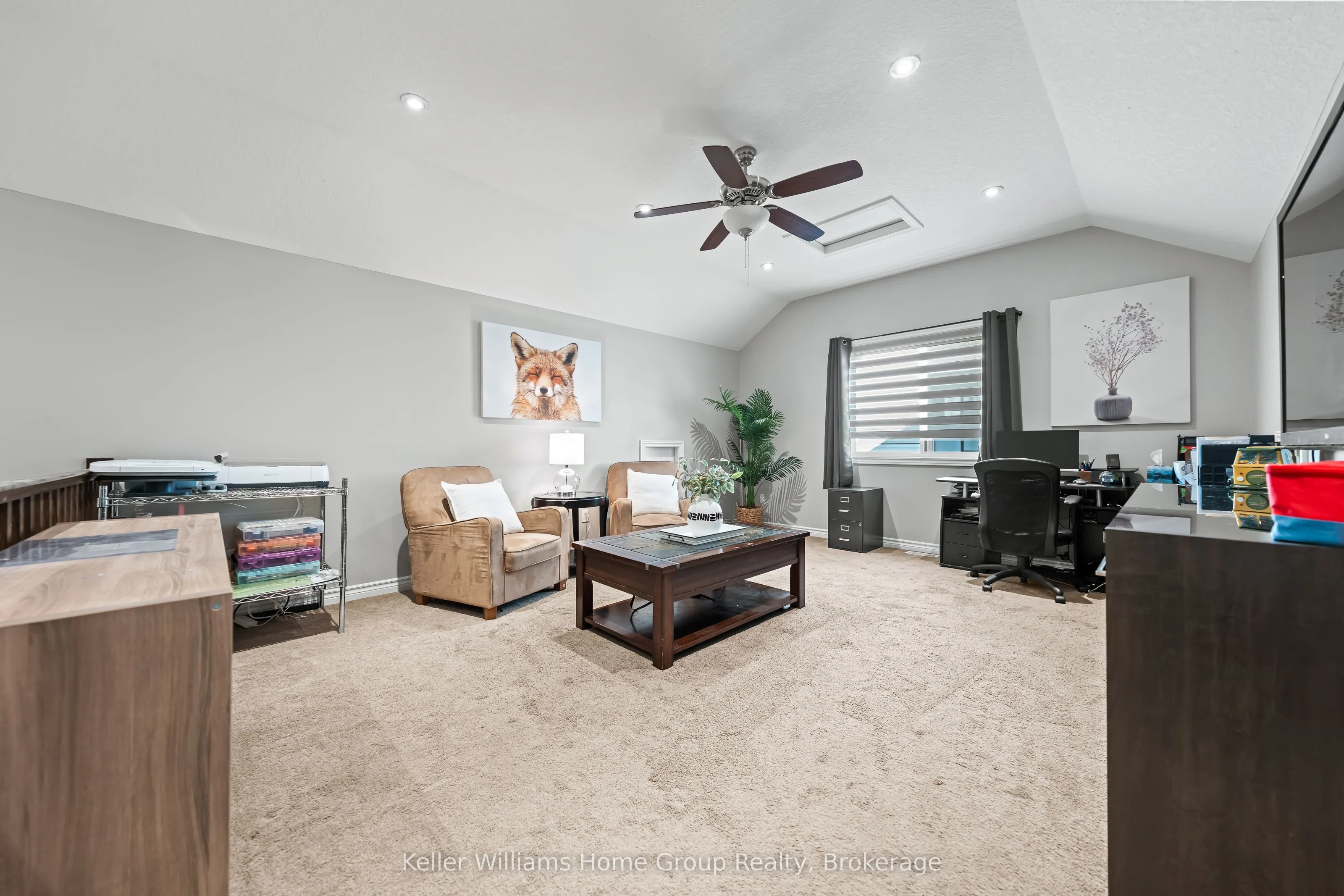 213 Couling Crescent