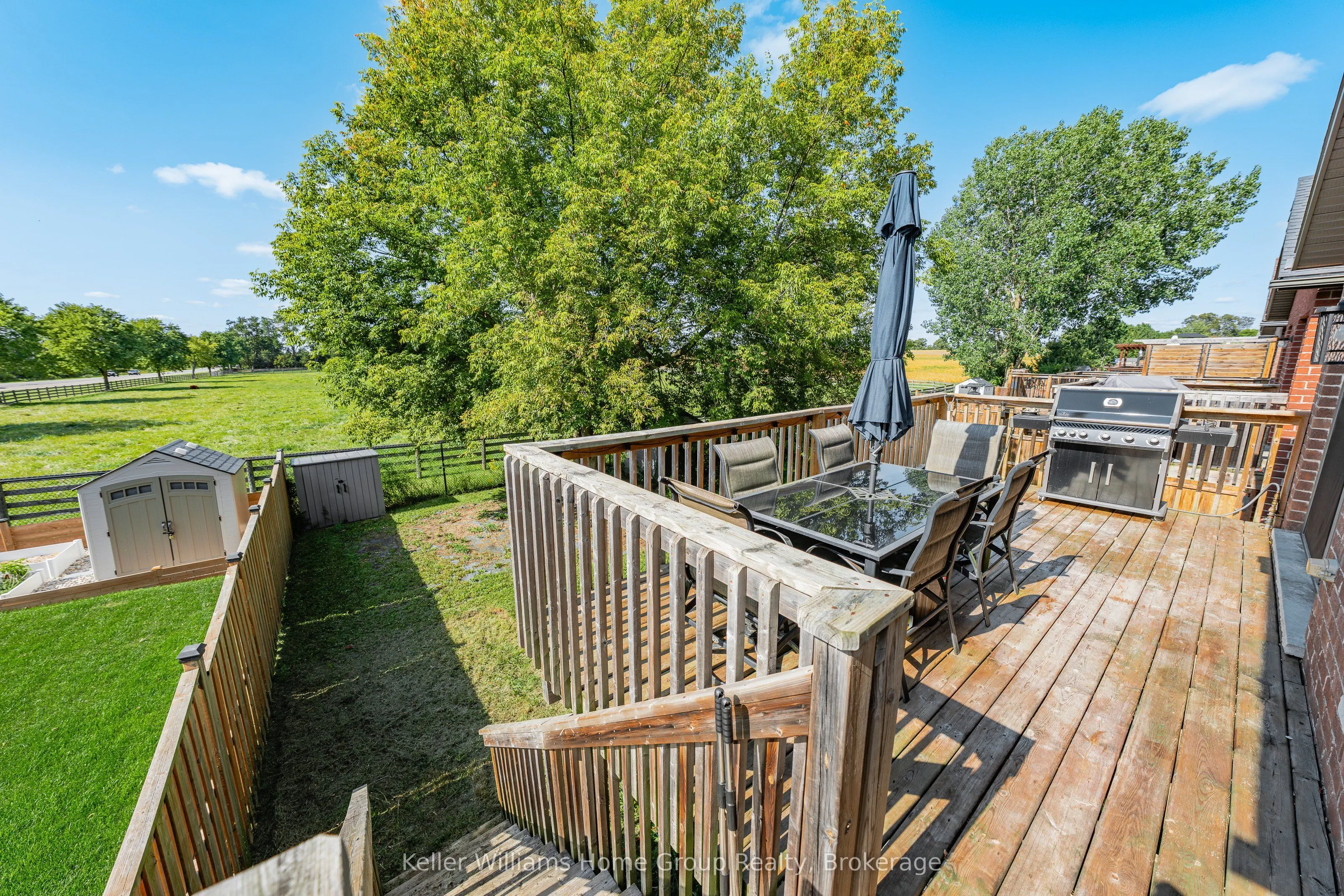 213 Couling Crescent