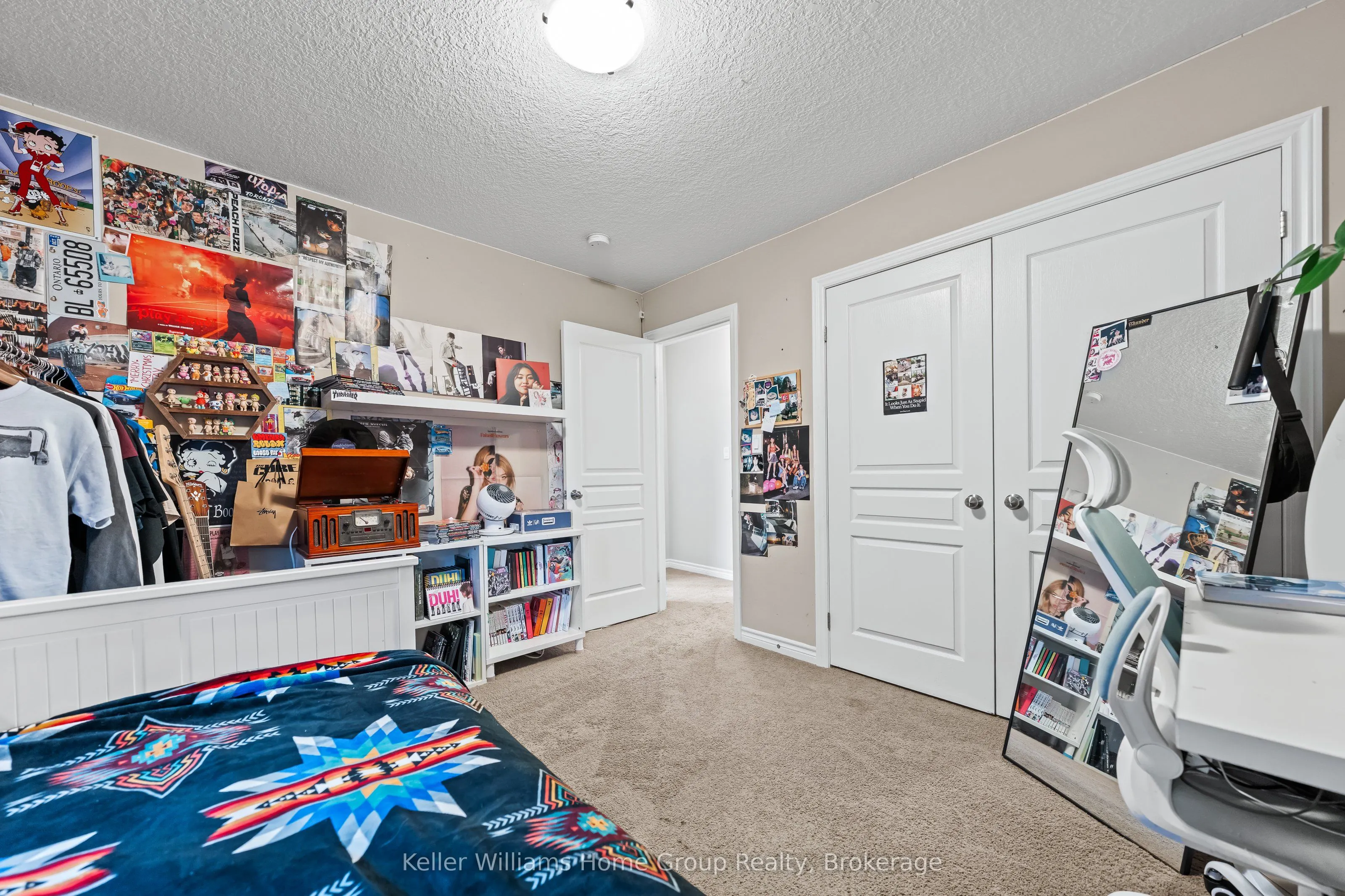 213 Couling Crescent