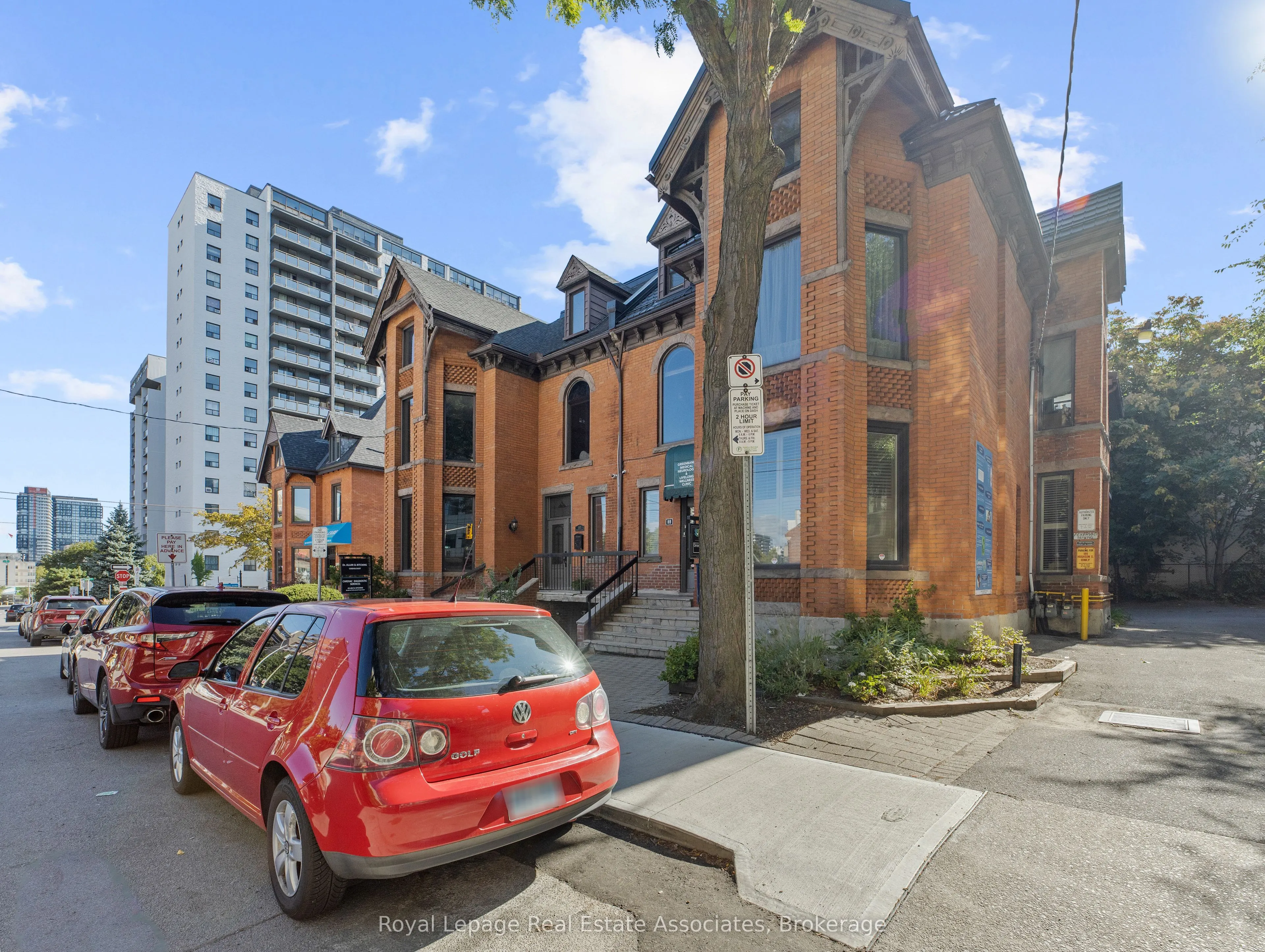 189 Hughson Street S