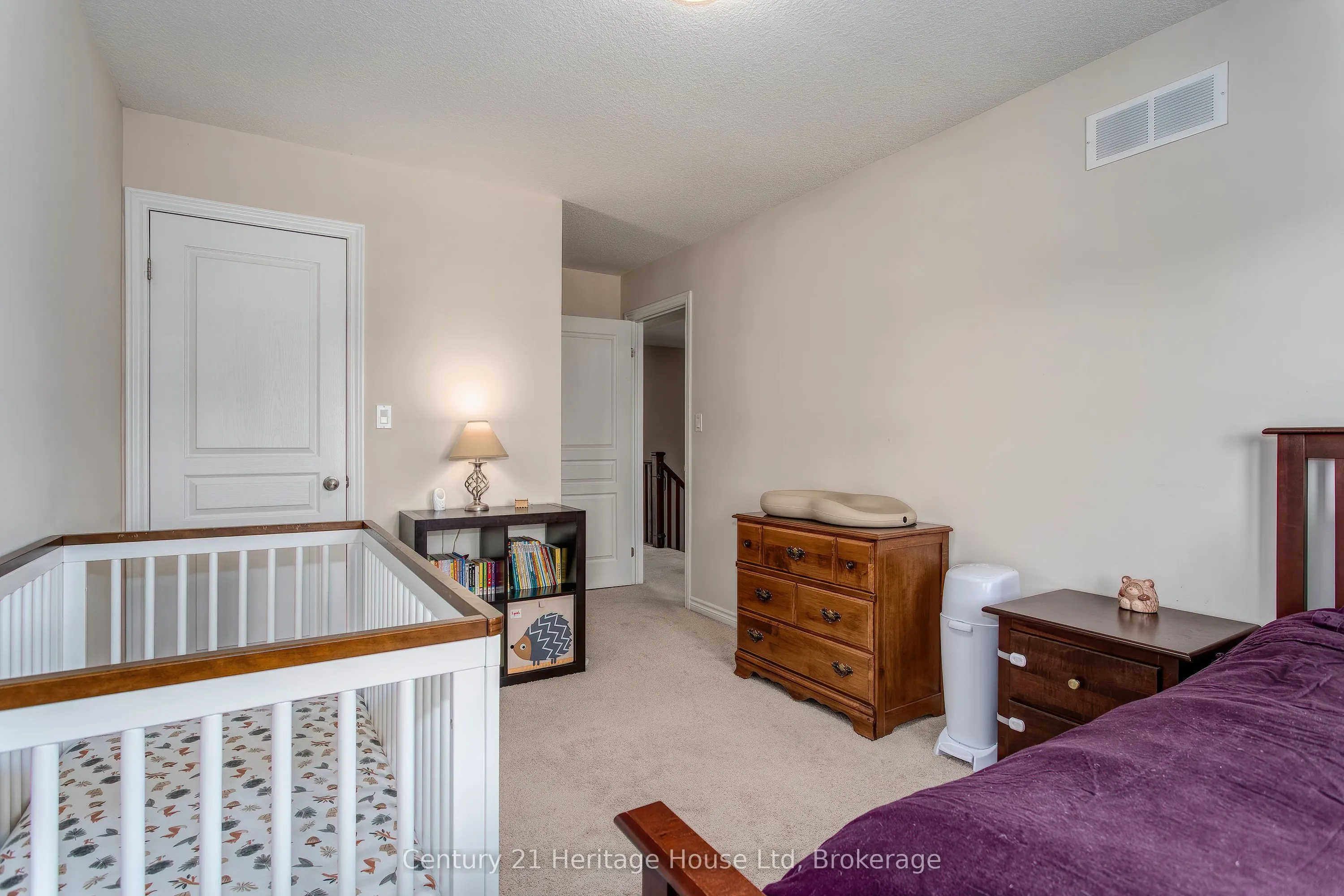 208 Couling Crescent