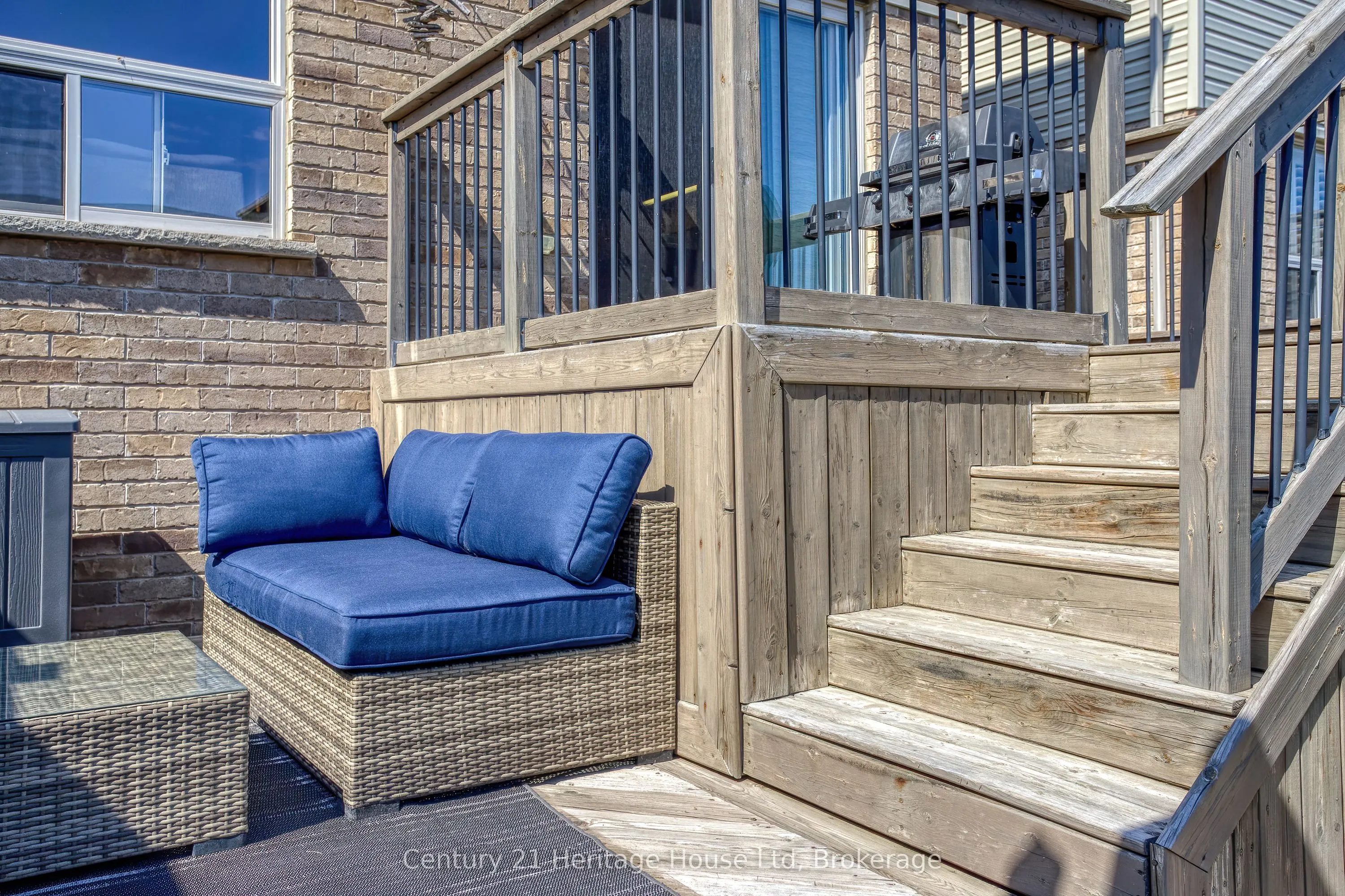 208 Couling Crescent