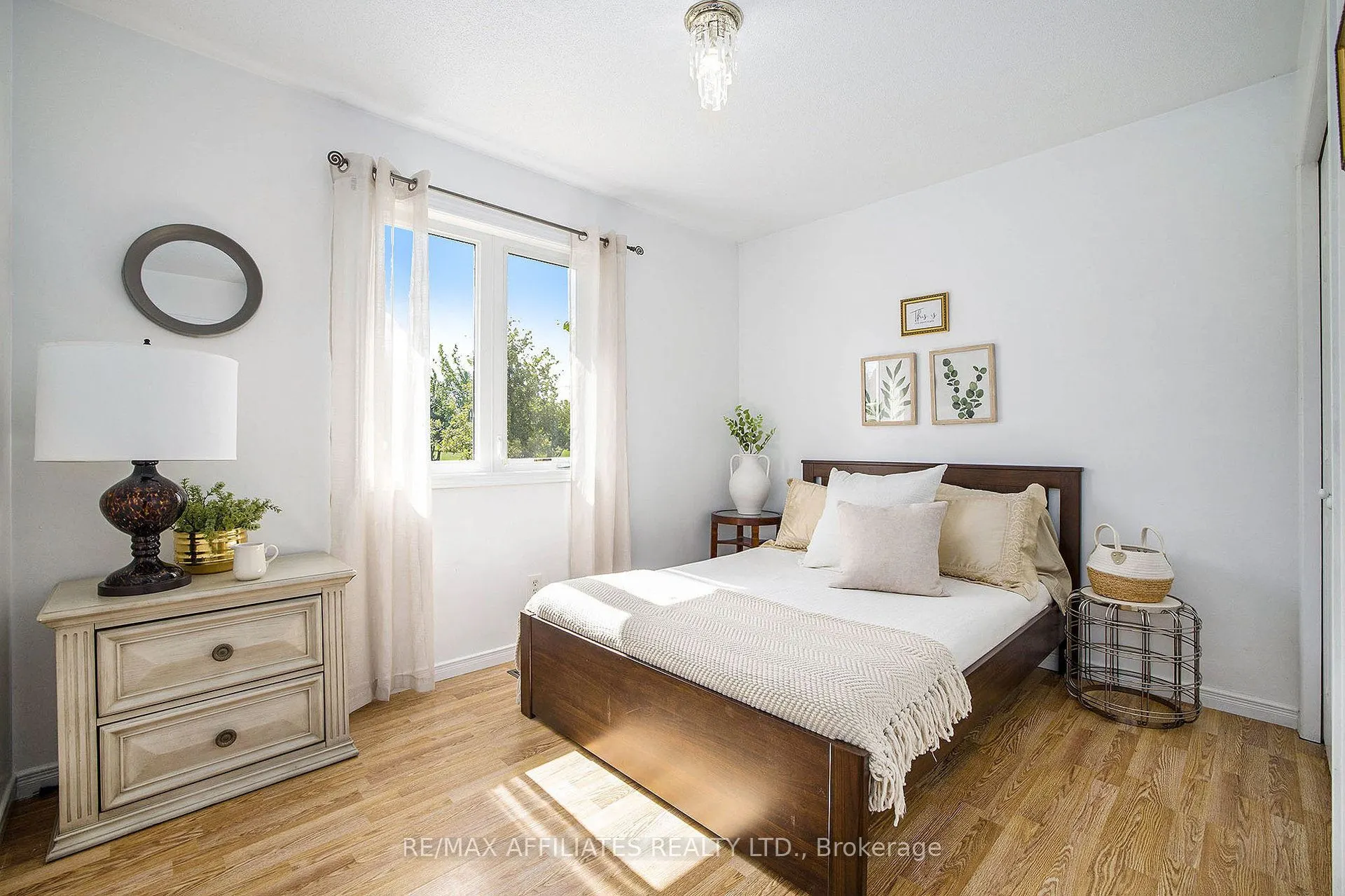 221 Hawley Road
