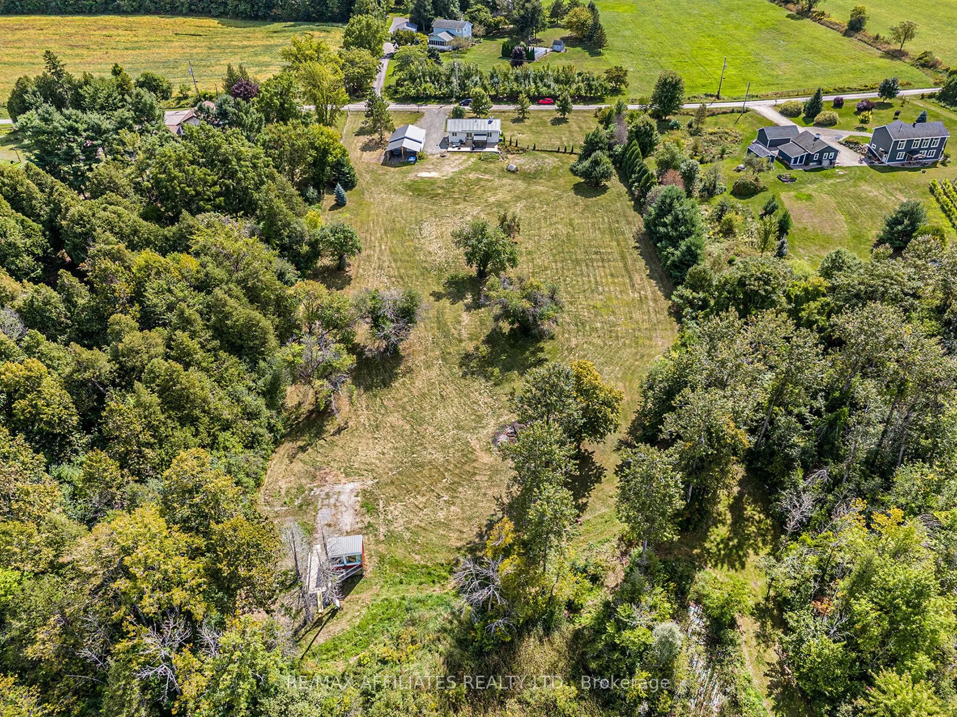 221 Hawley Road