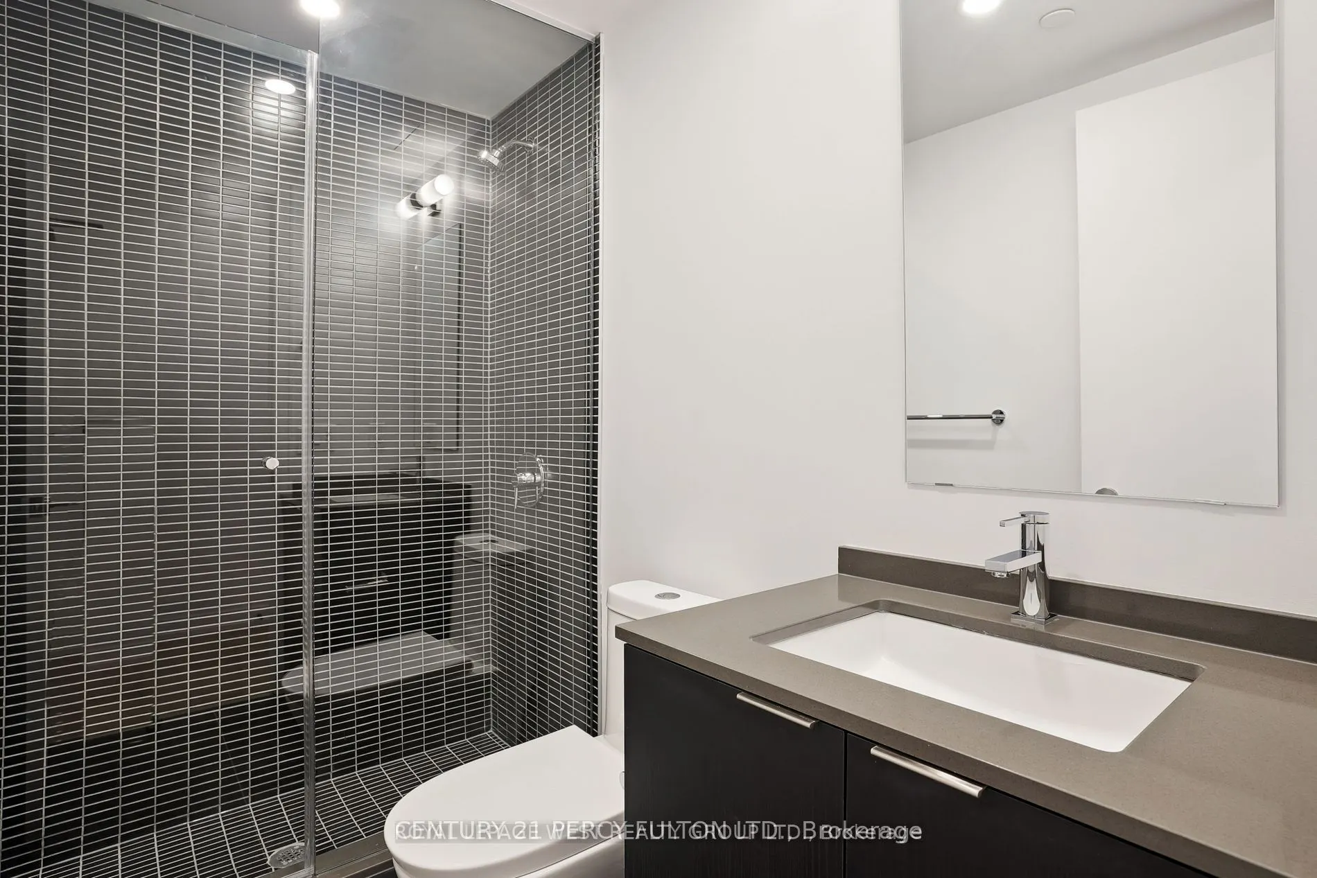 1 Jarvis Street, #321