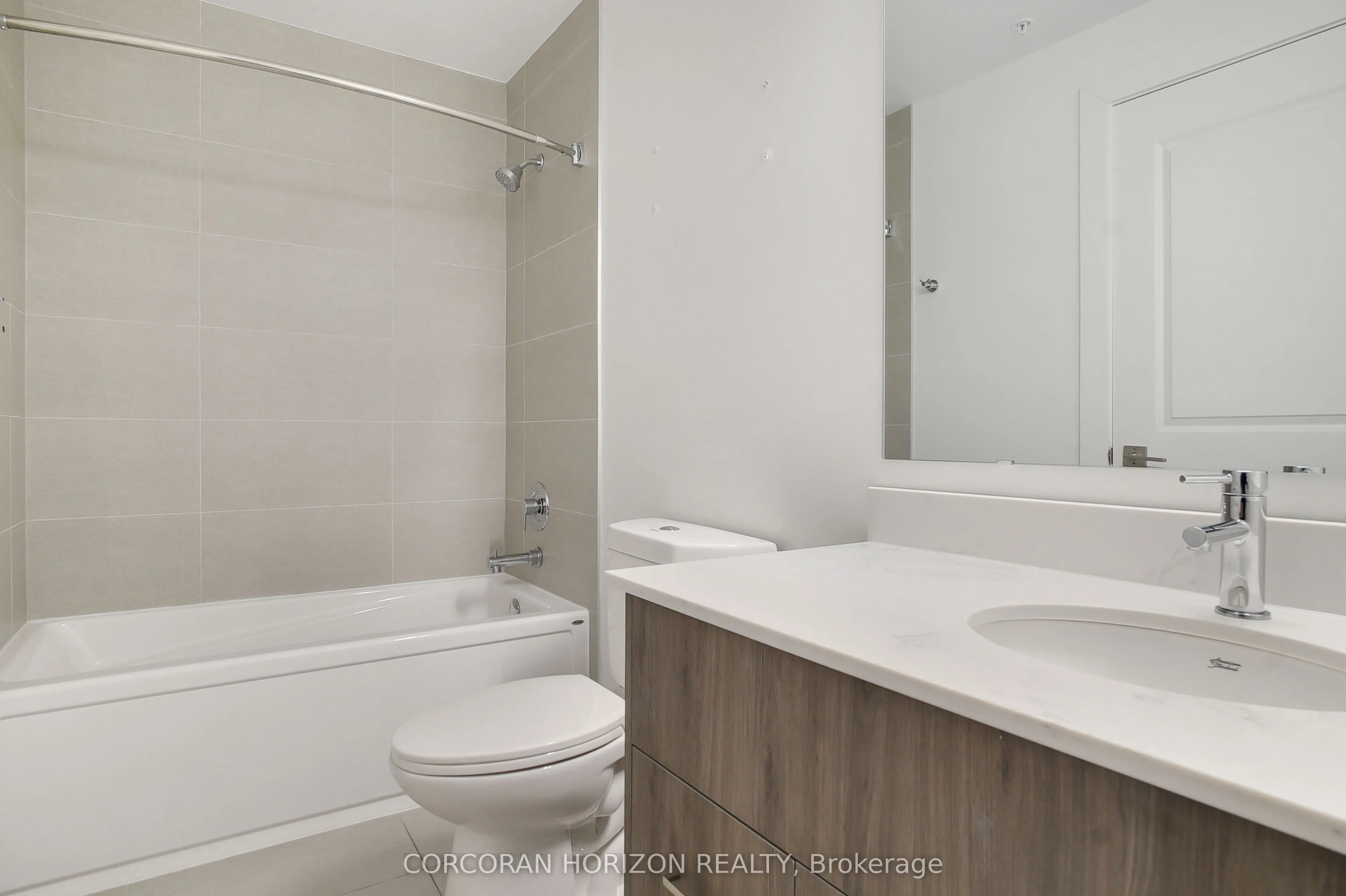 15 Glebe Street, #710