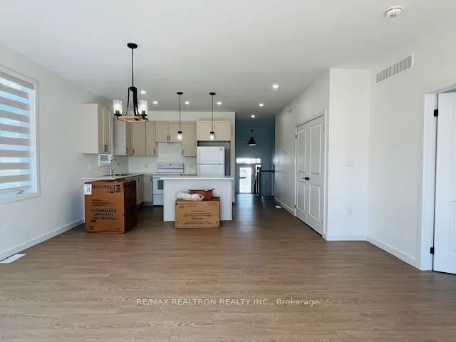 49 Summit Crescent