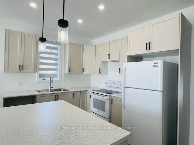 49 Summit Crescent