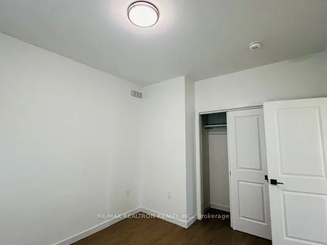 49 Summit Crescent
