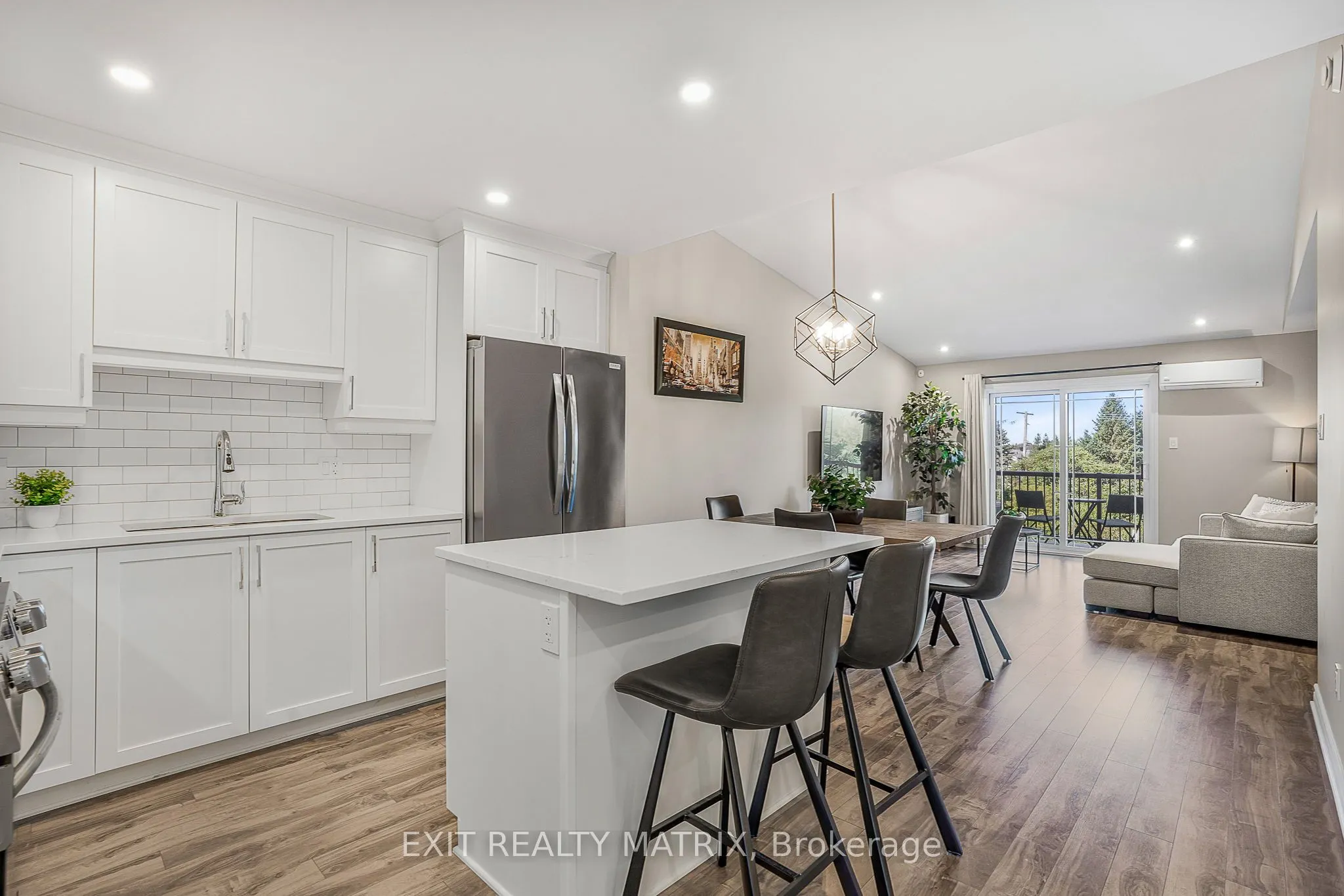 225 Spence Avenue, #203
