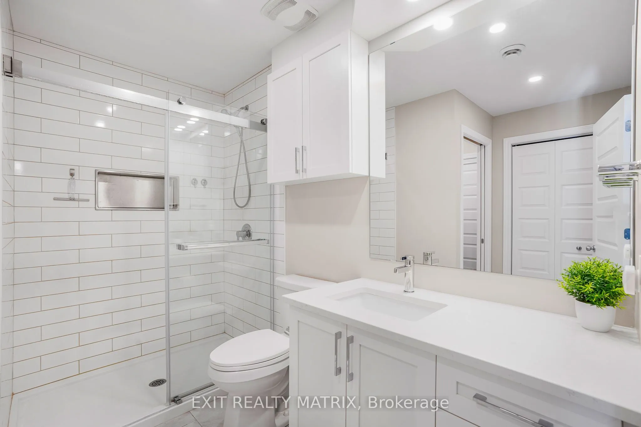 225 Spence Avenue, #203