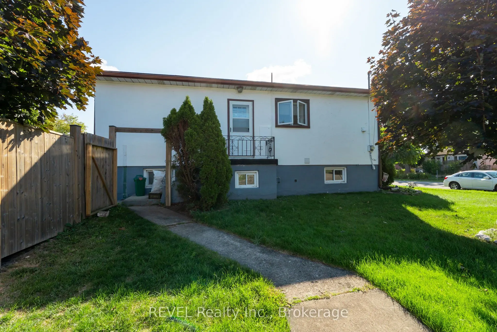 76 Chestnut Street, #2
