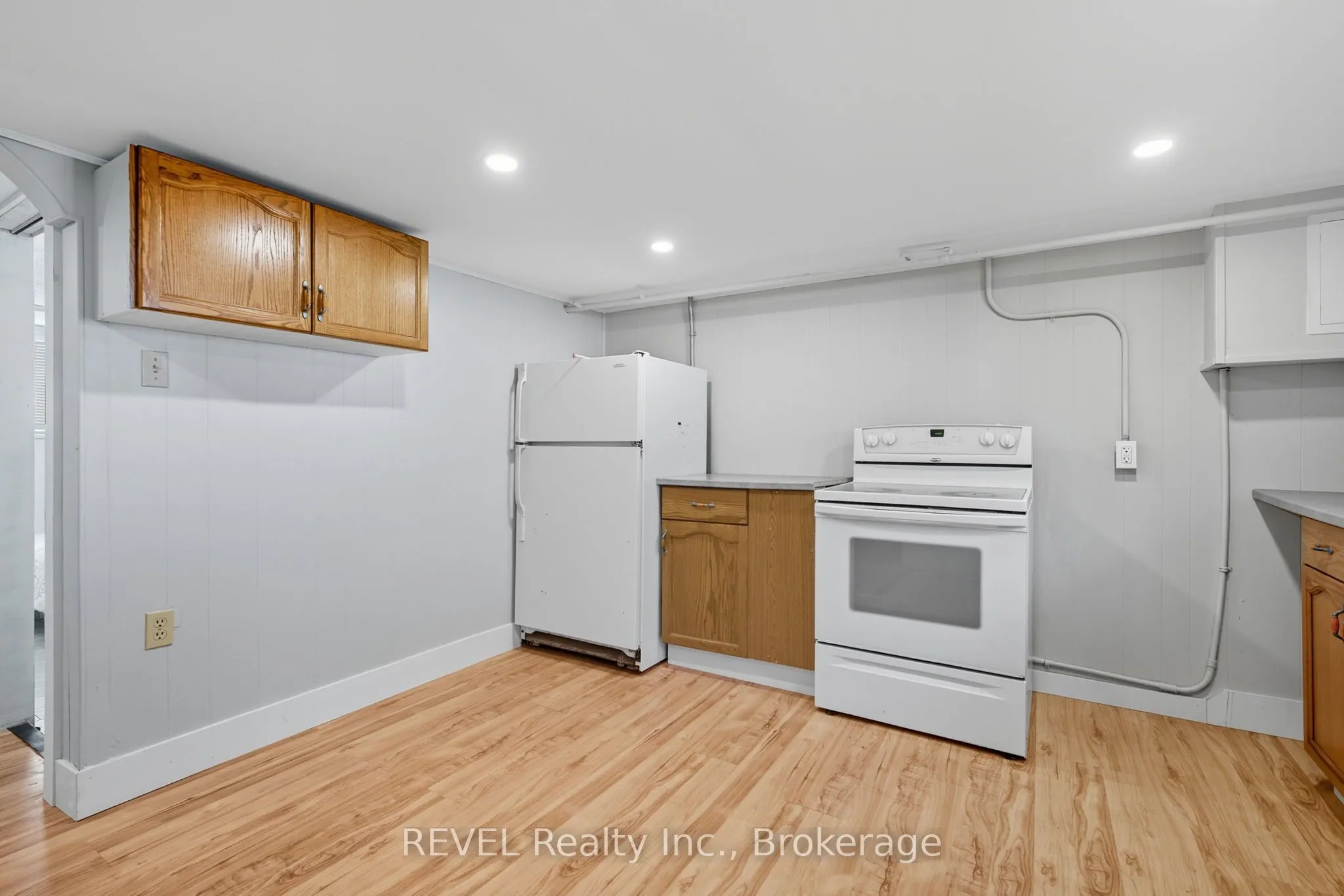 76 Chestnut Street, #2