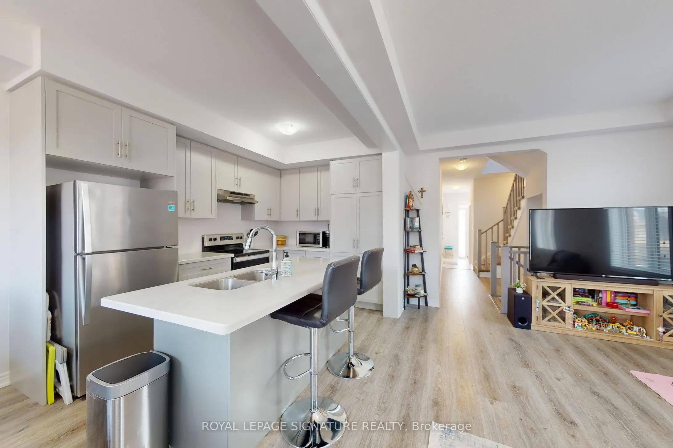 10 Birmingham Drive, #37