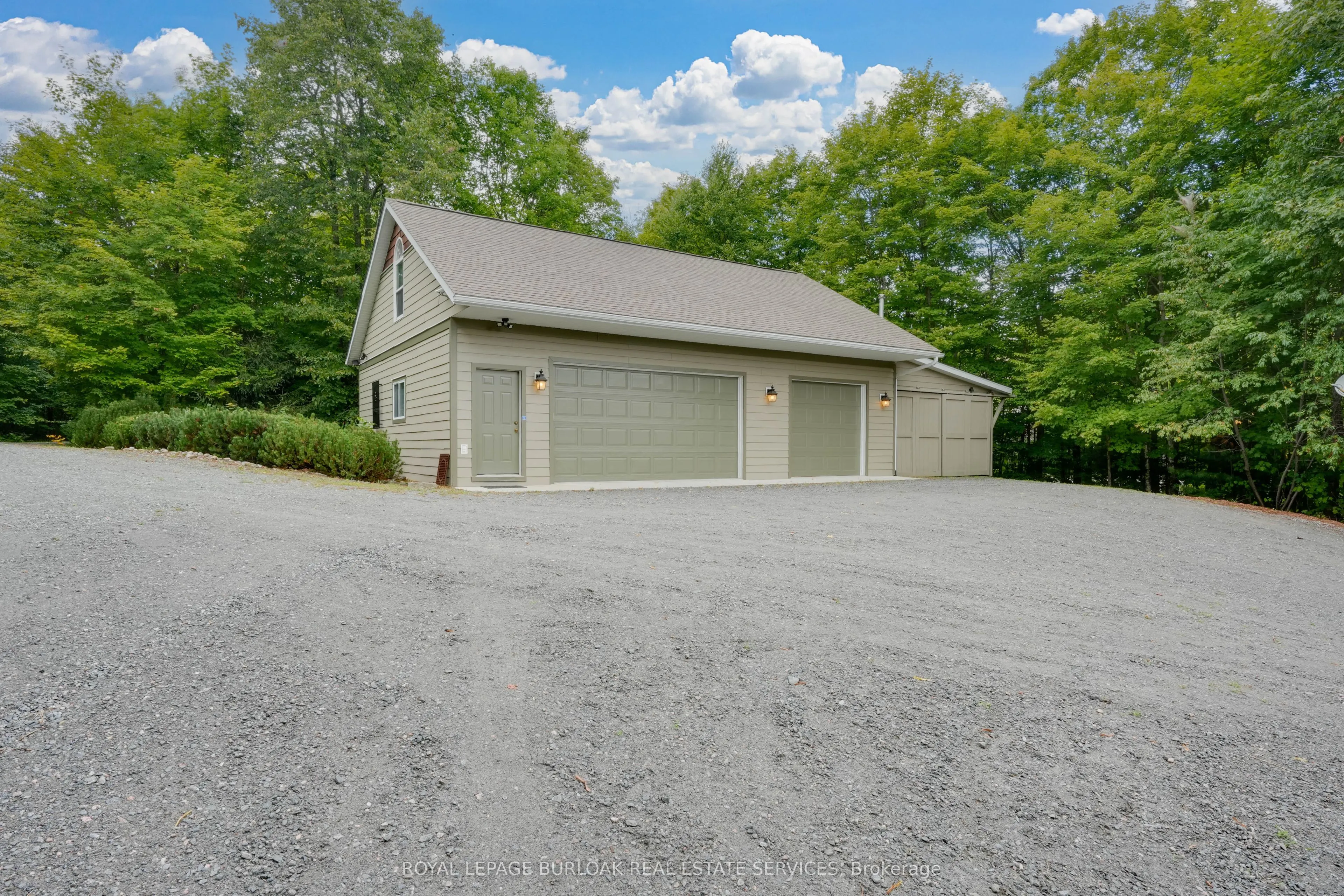 36 Manitouwabing Estates Road