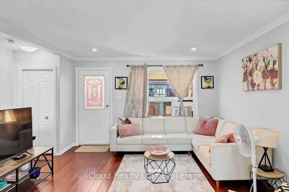 57 Linnwood Avenue