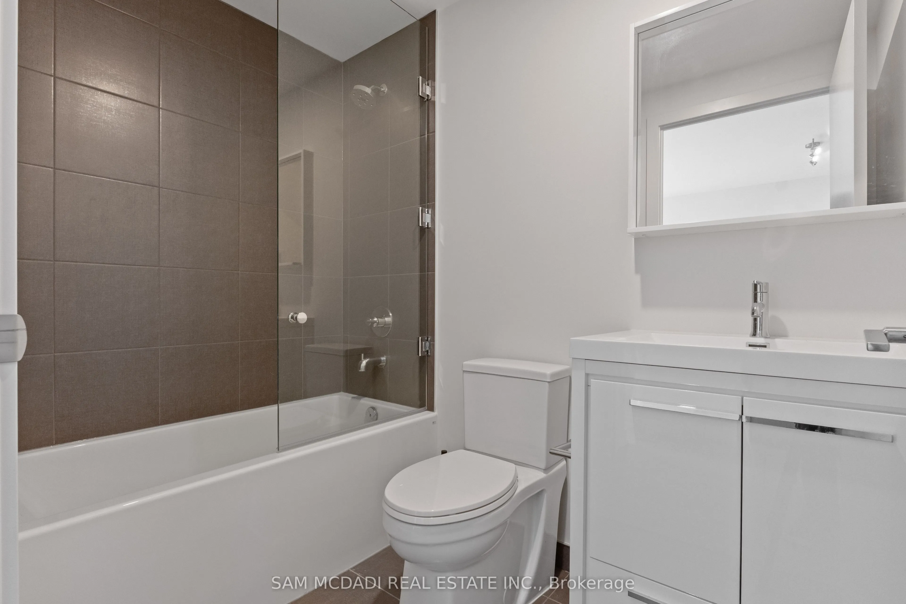 212 King William Street, #1305